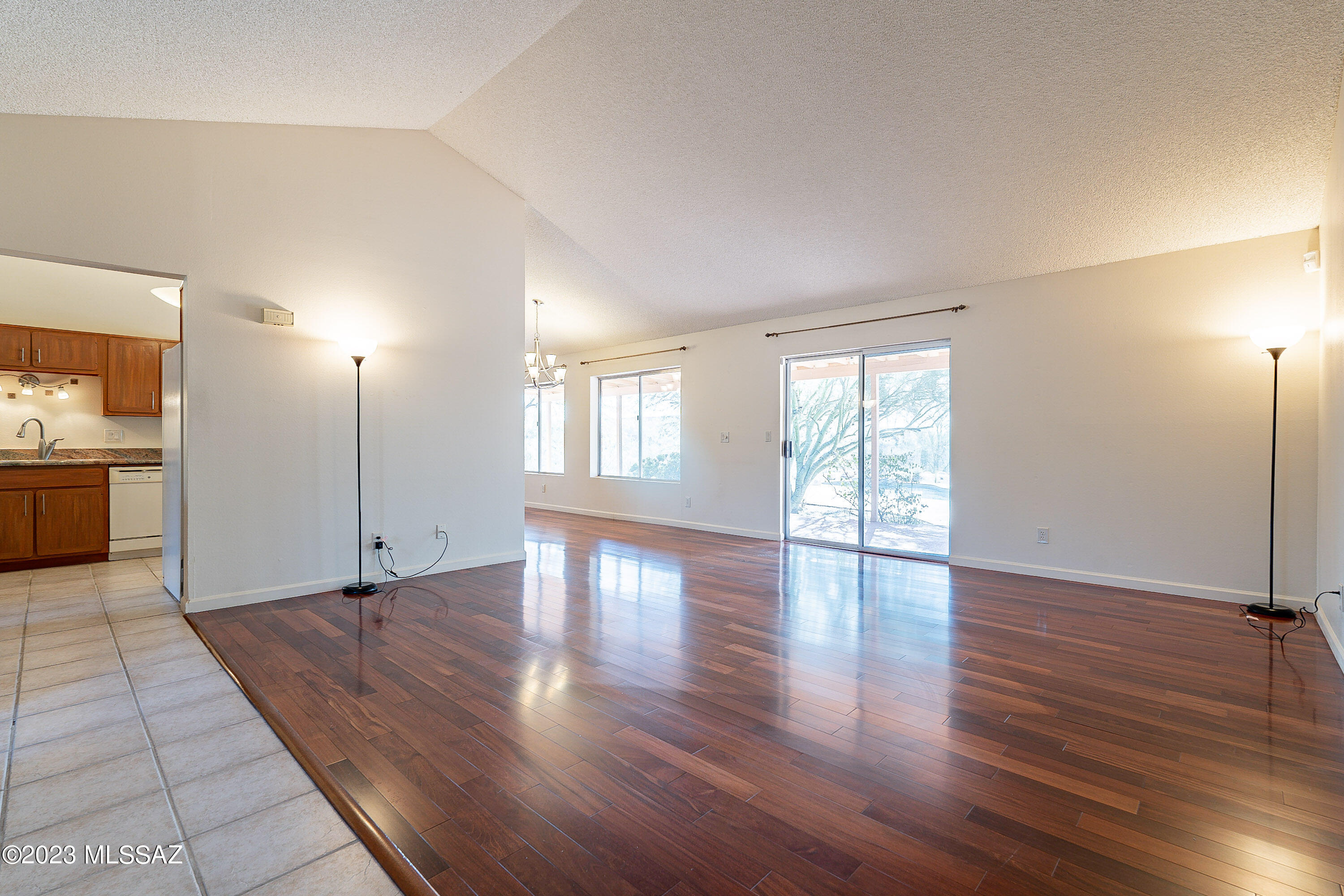 Shadow Hills (484-595) - Residential