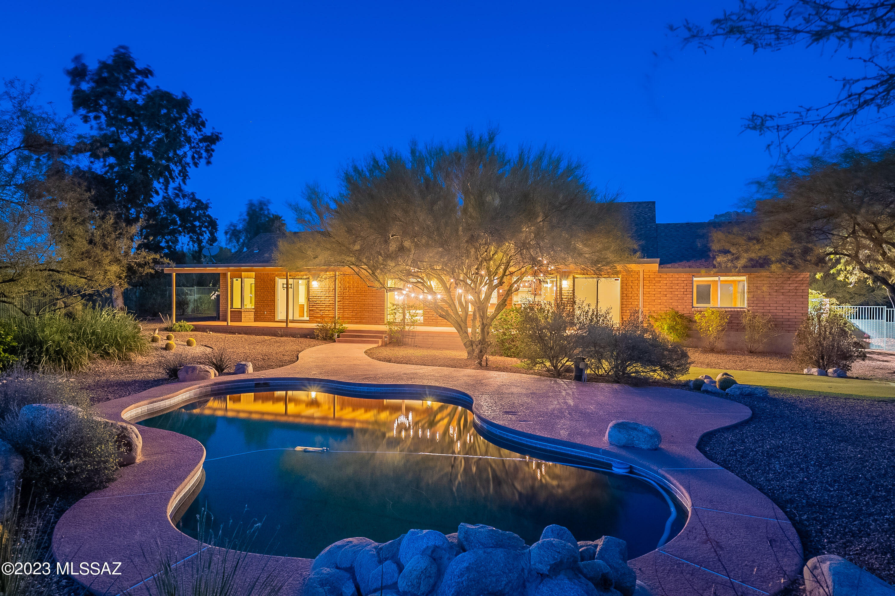 Shadow Hills (484-595) - Residential