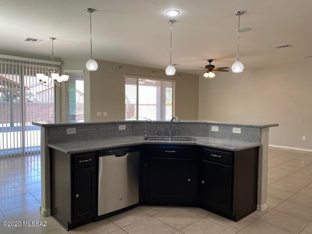 Tangerine Crossing (348-352) - Residential Lease