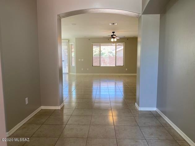 Tangerine Crossing (348-352) - Residential Lease