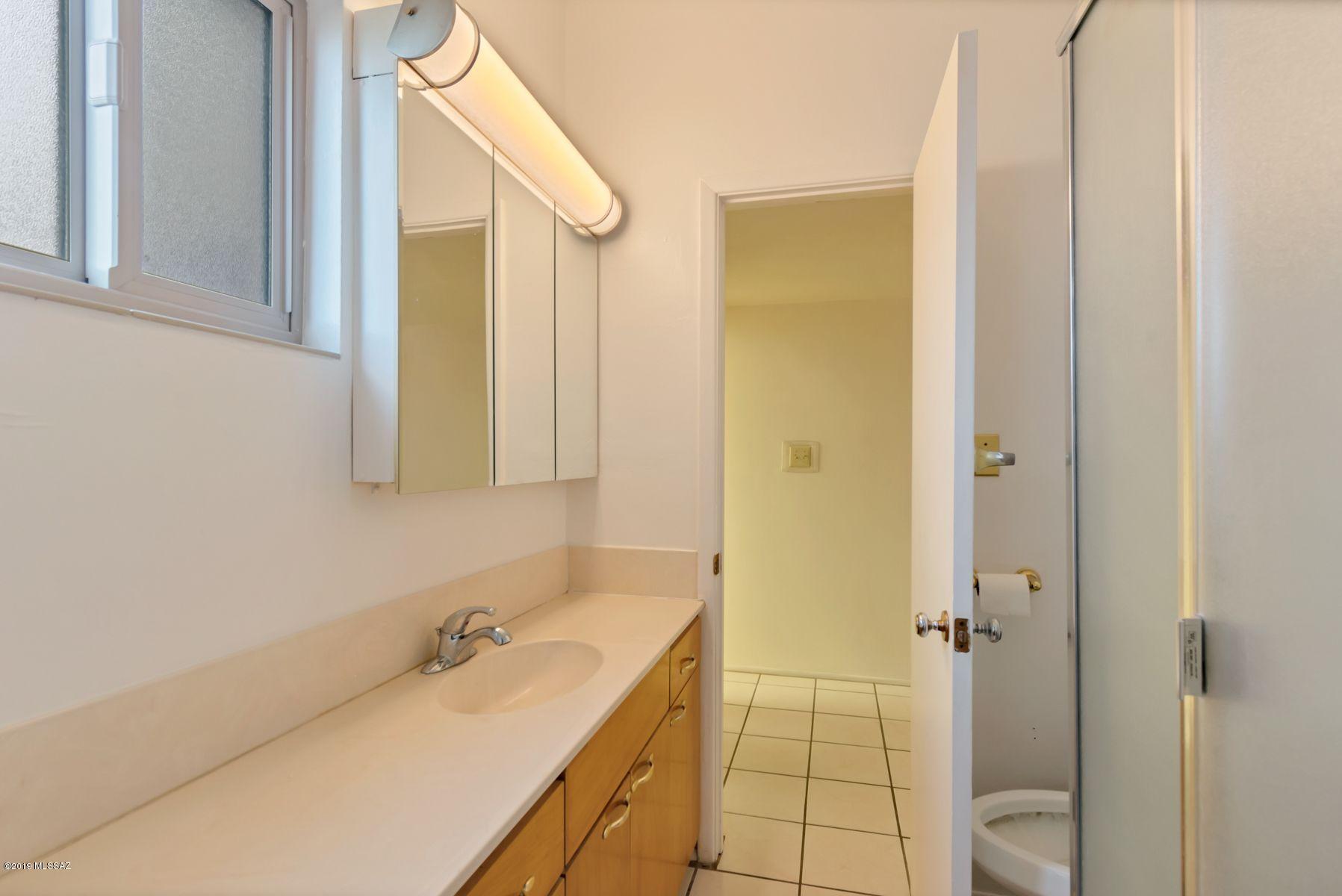 Miramonte Terr - Residential