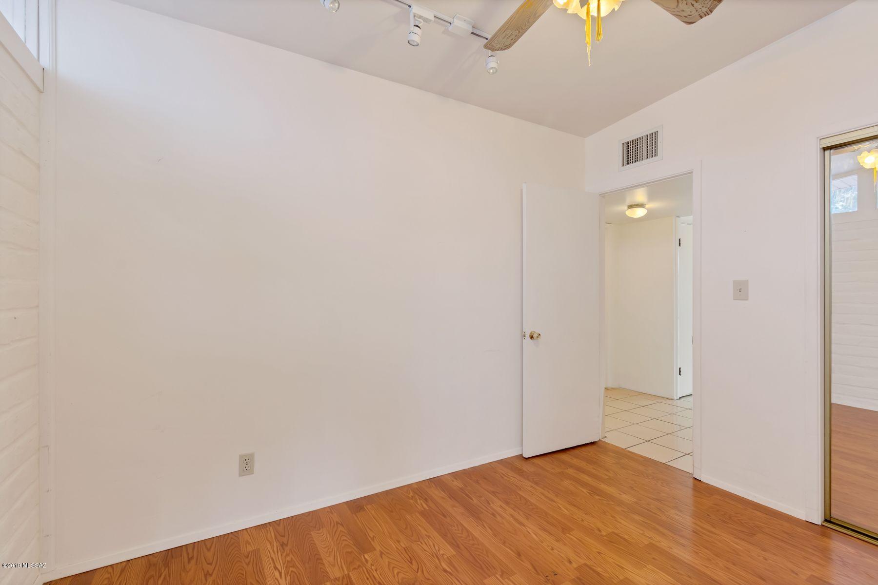 Miramonte Terr - Residential