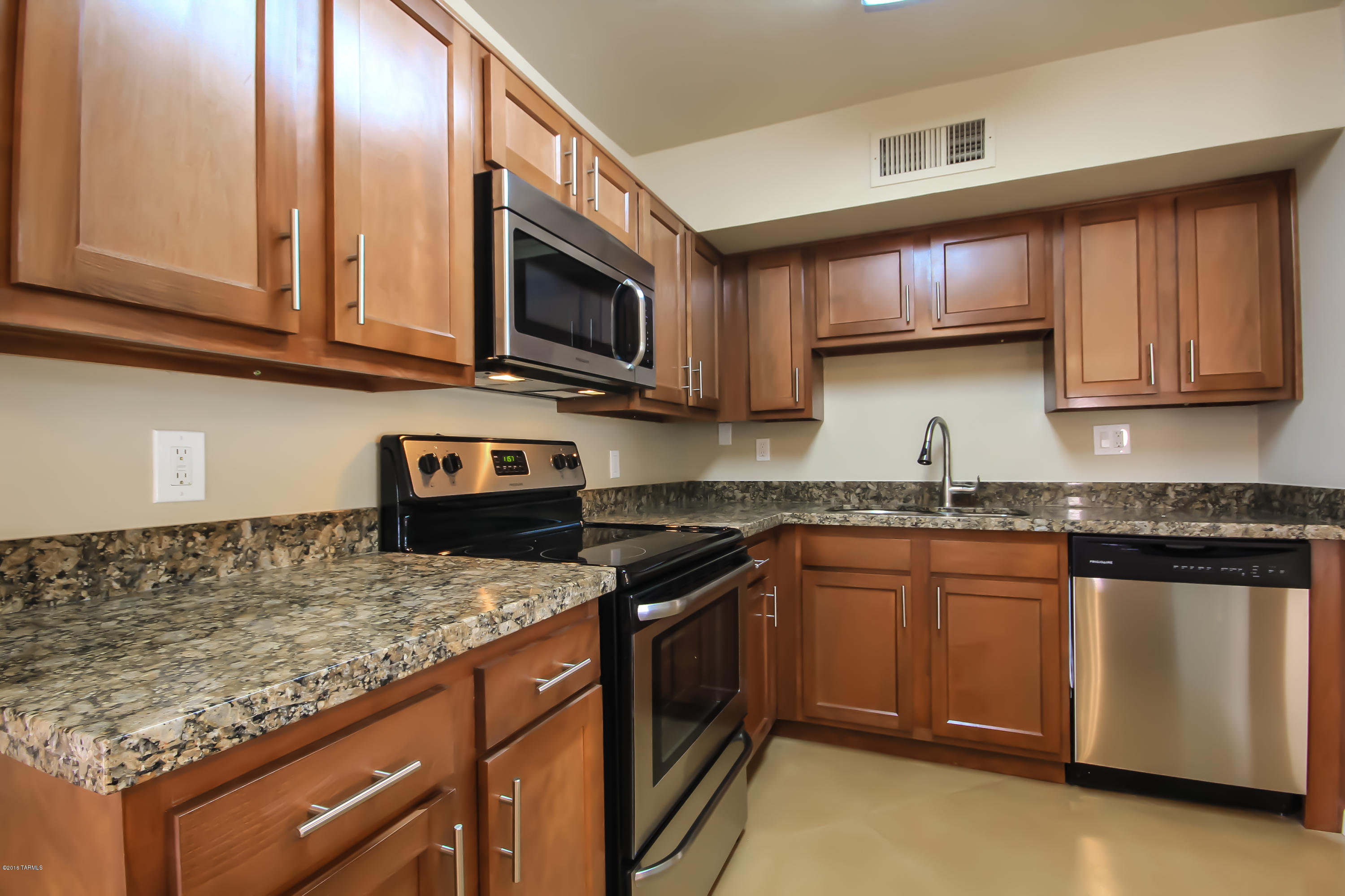 Miramonte Terr - Residential