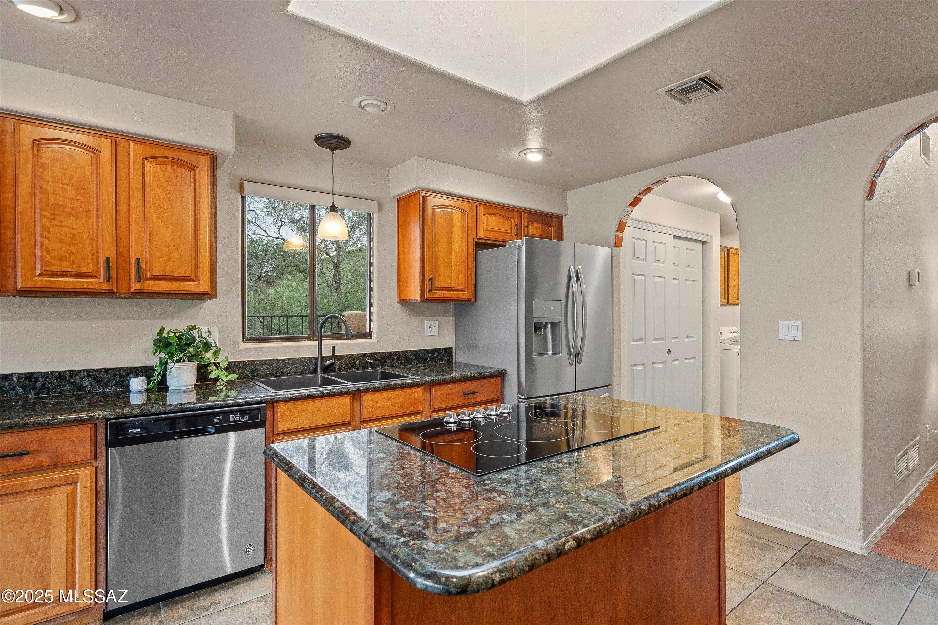 Monte Del Oro (1-187) - Residential