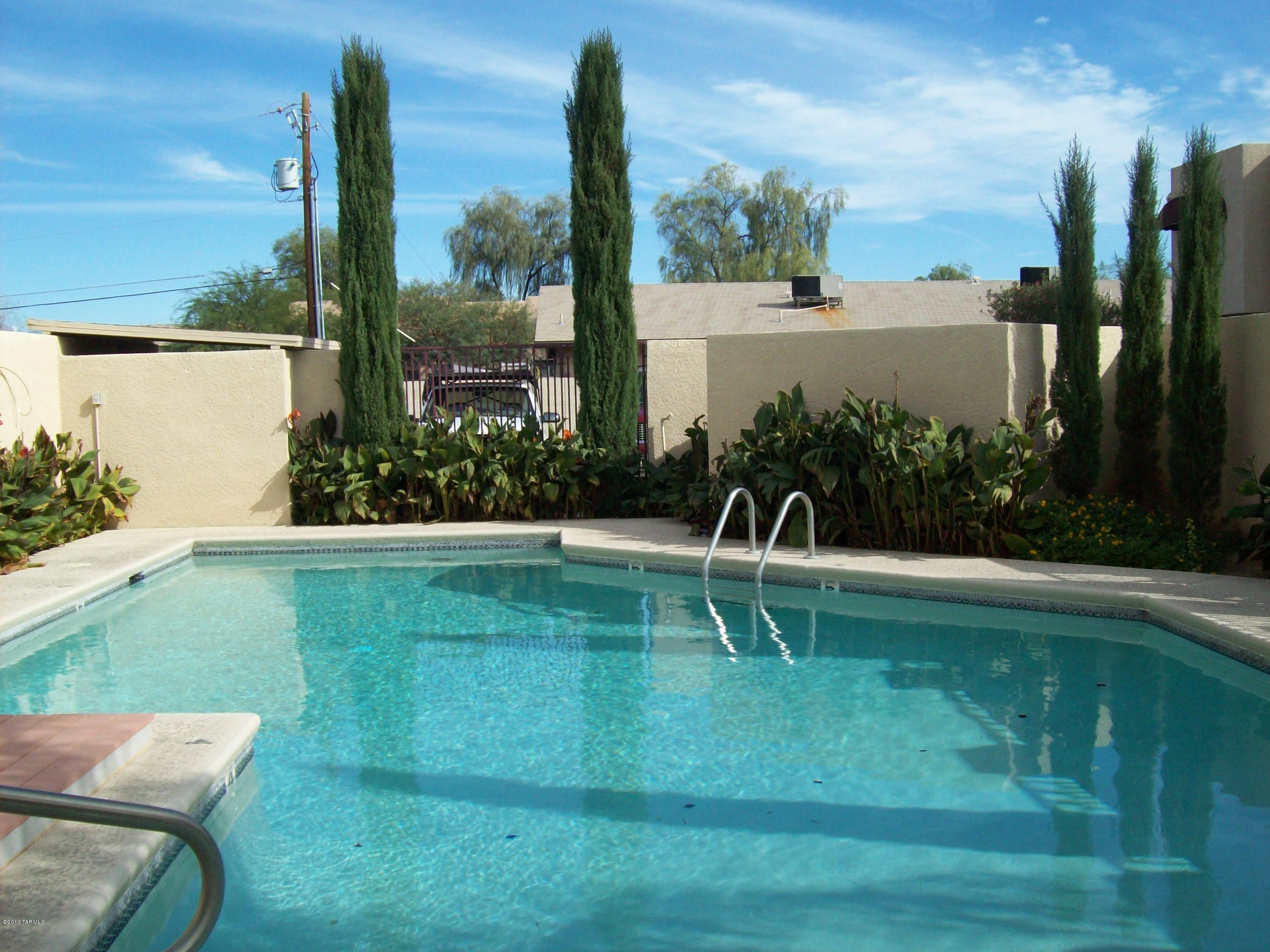 France Terrace Townhomes (1-27) - Residential Lease
