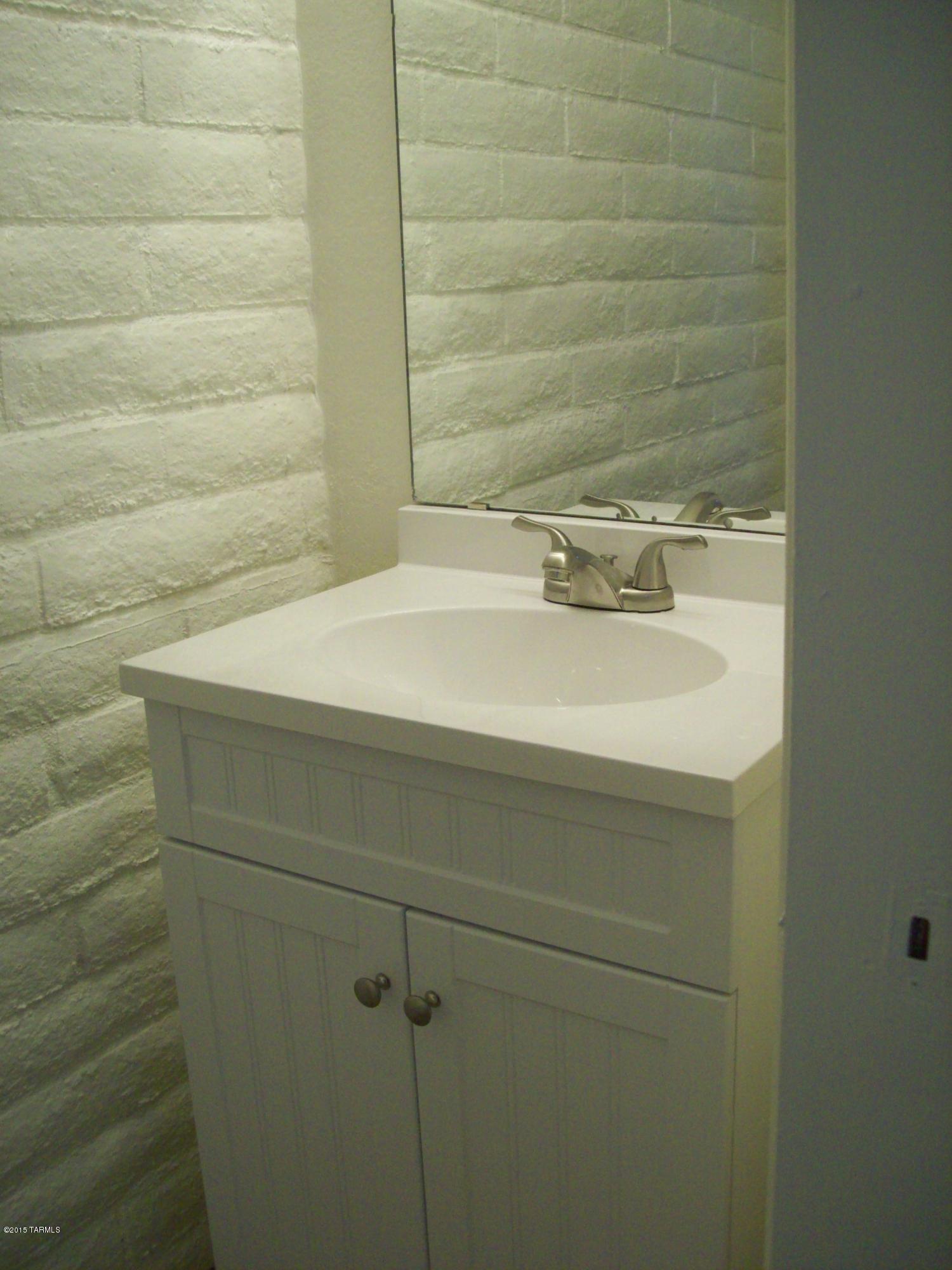 France Terrace Townhomes (1-27) - Residential Lease