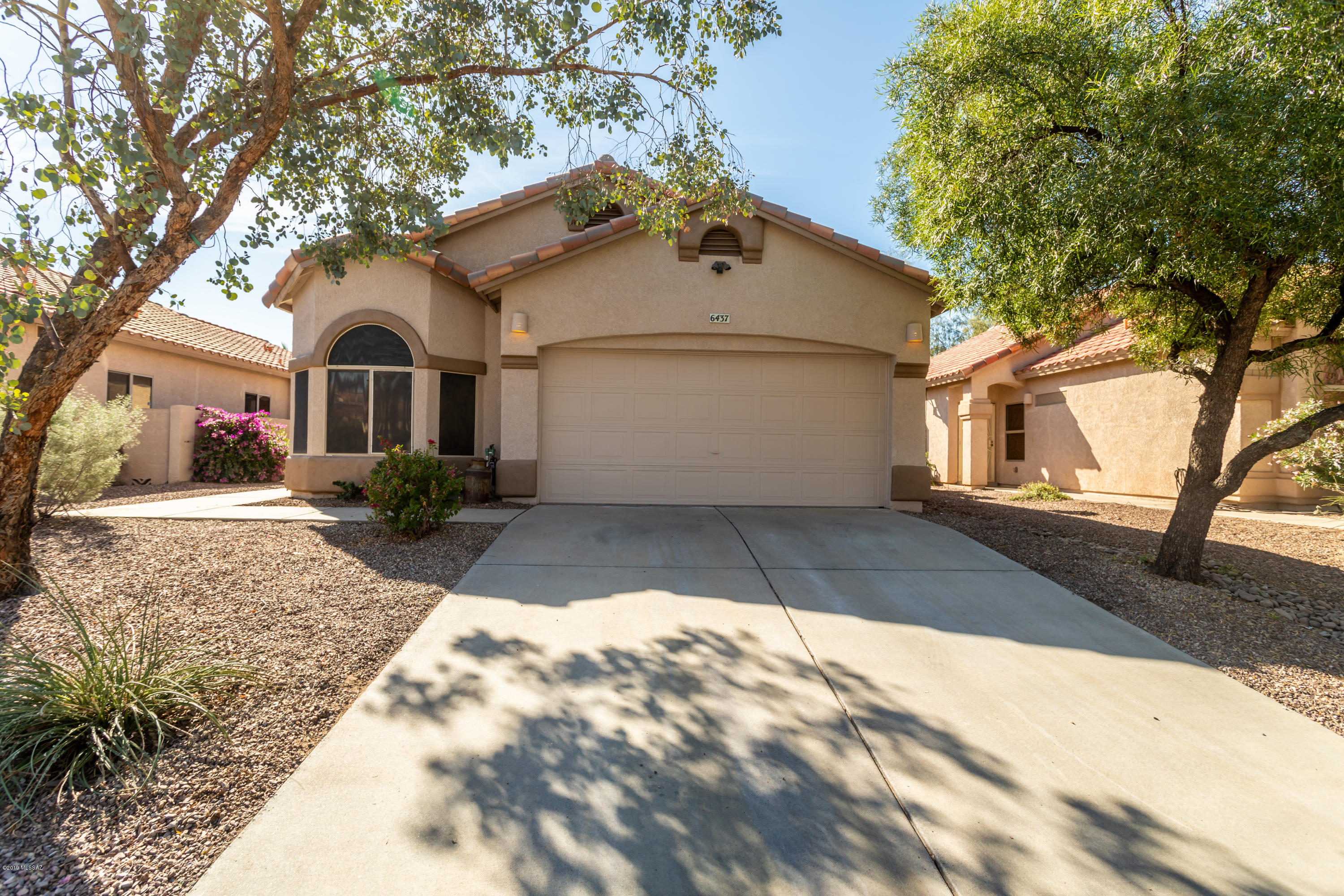 Super cute house in Continental Ranch! Fresh paint inside and out! Brand new water heater, and AC is only a few years old. Updated kitchen and bathrooms with granite counter tops. Kitchen features a large island with a breakfast bar. You will love this split bedroom floor plan with a den off the large great room. You don't want to miss this one!