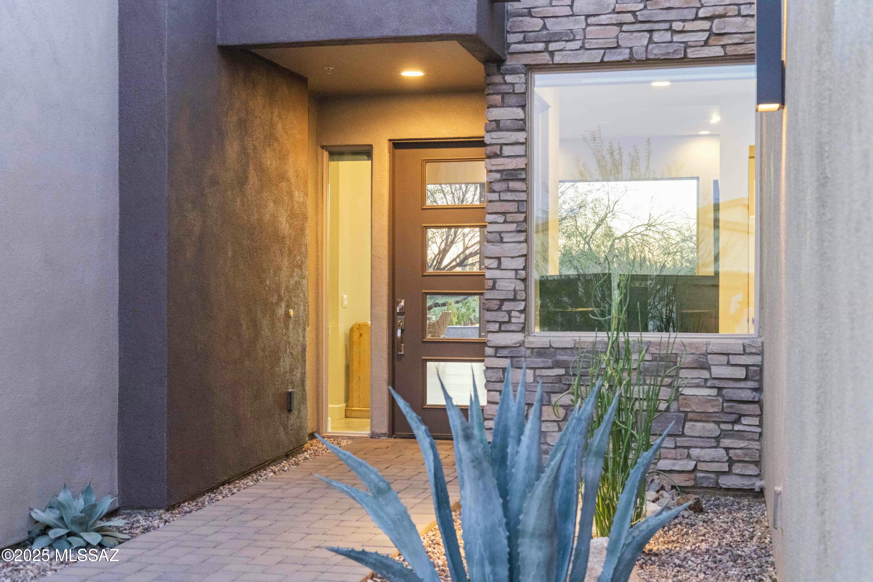 The Enclave At Stone Canyon V - Residential