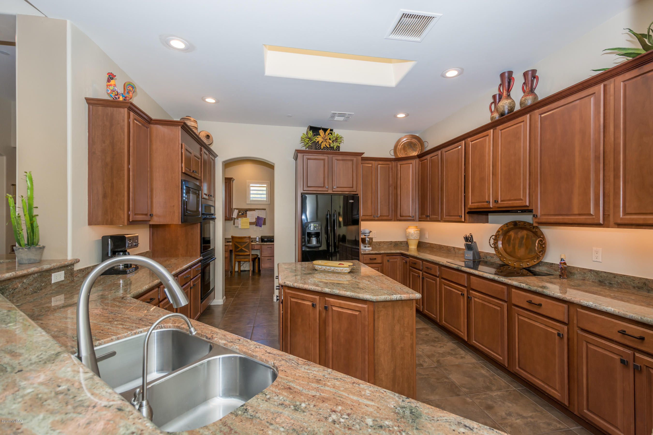 Dos Lagos at Dove Mountain (1-91) - Residential
