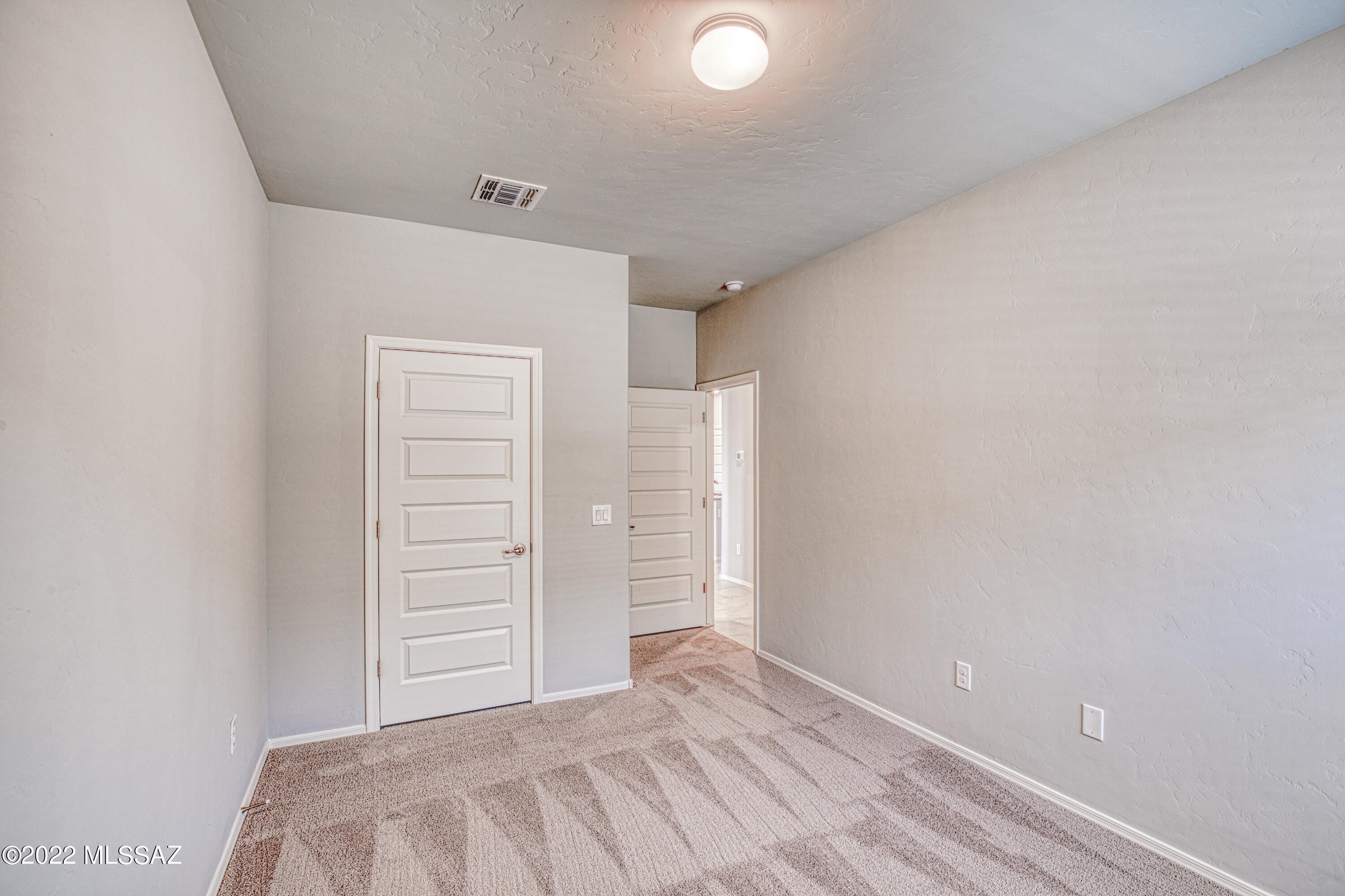 Unsubdivided - Residential Lease