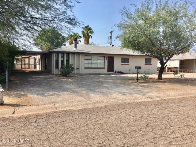Large 5 bedroom 2 bath home in an excellent location, right near Park Place Mall! Move in ready! Separate family room with a fireplace, one bedroom is on the other end of the home. Nice large laundry room, and extra large storage in block walled backyard. One year buyers home warranty provided.