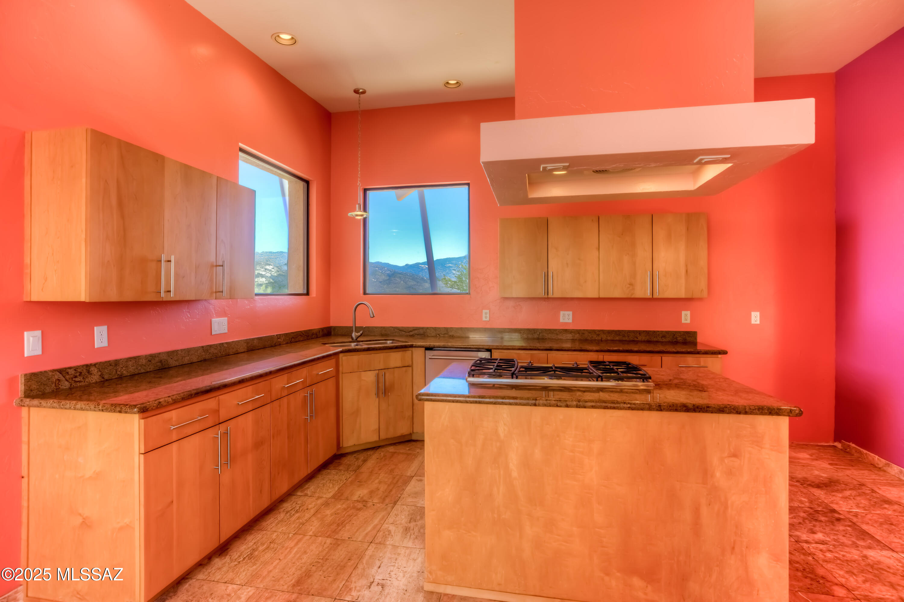 Coyote Creek (1-395) - Residential