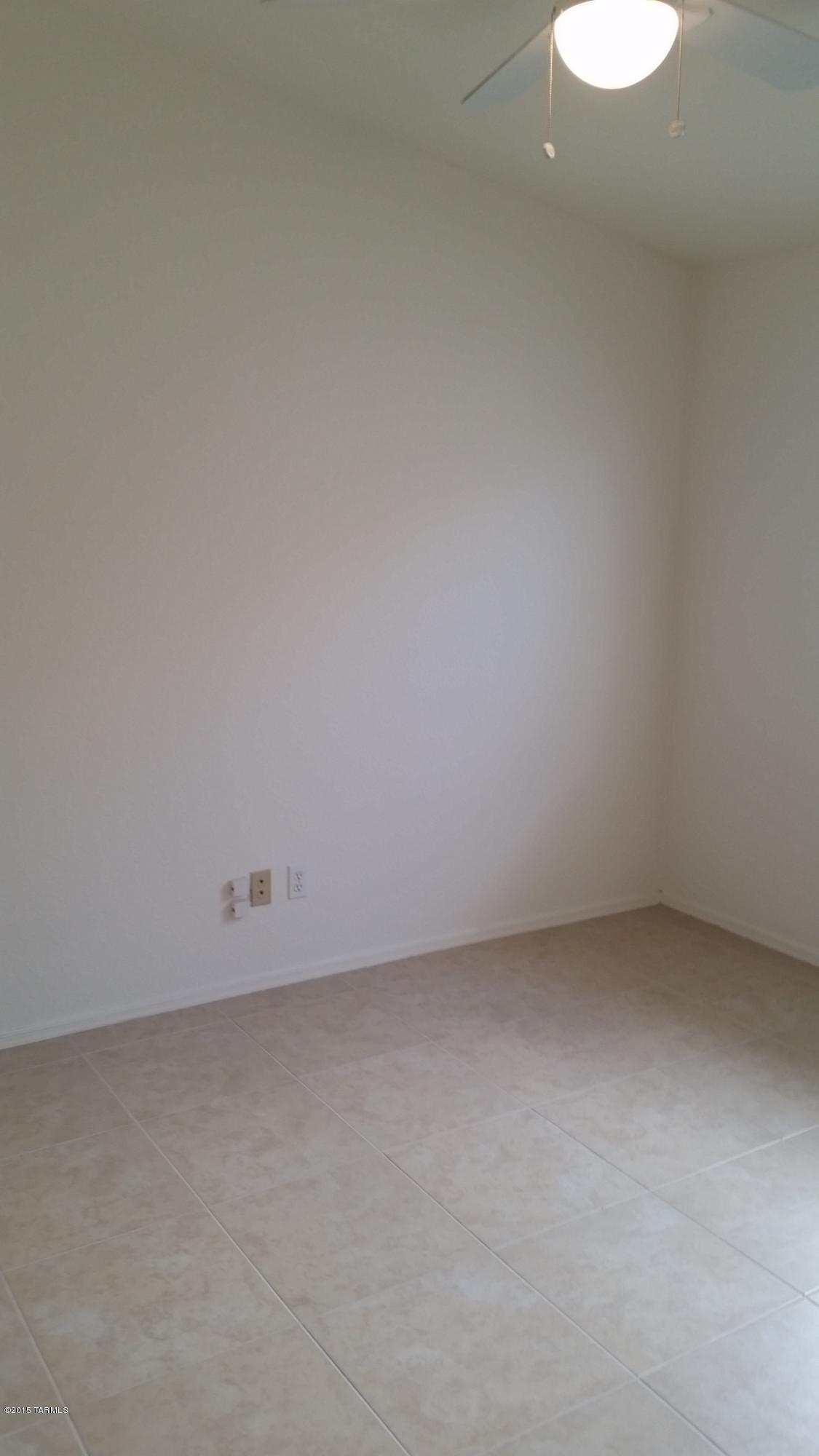 Bluffs (The) - Residential Lease