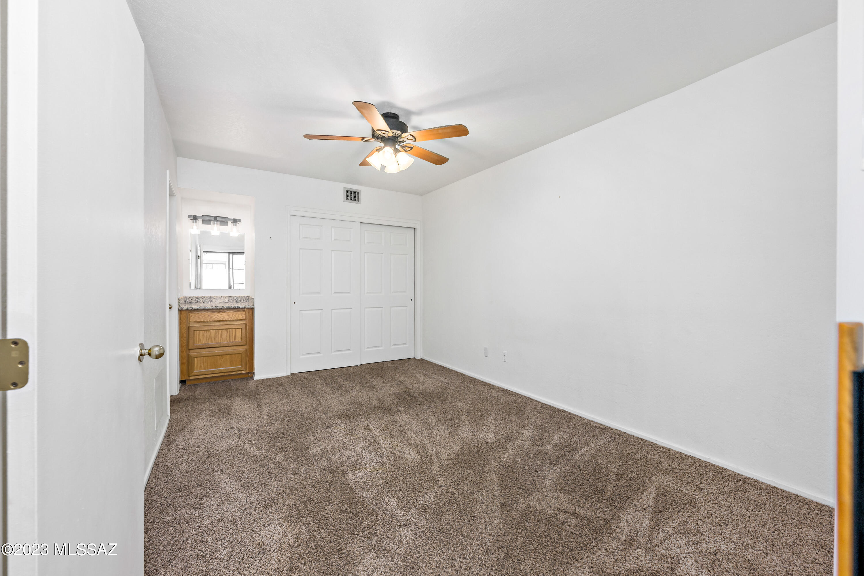 River Grove Condos. - Residential