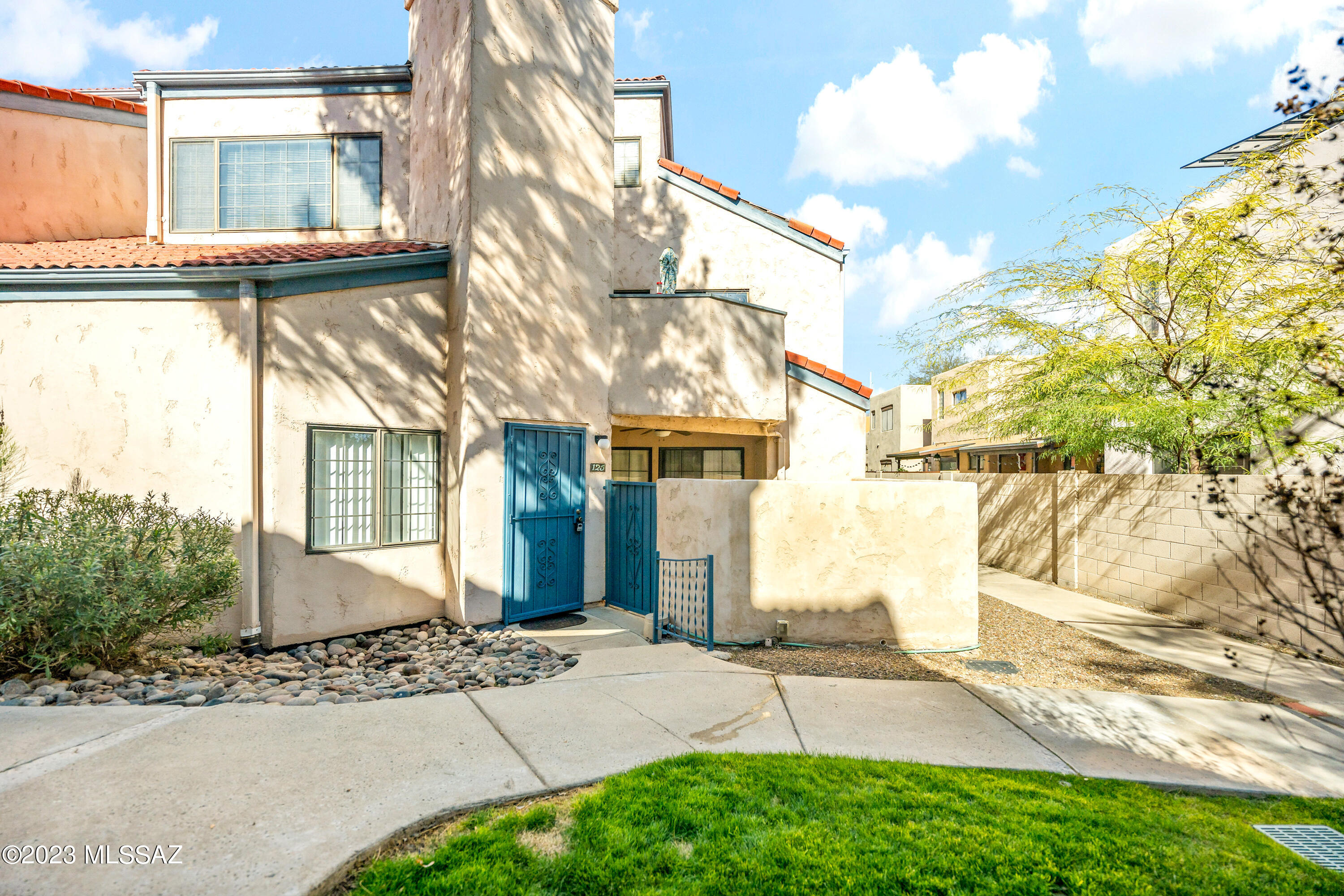 River Grove Condos. - Residential