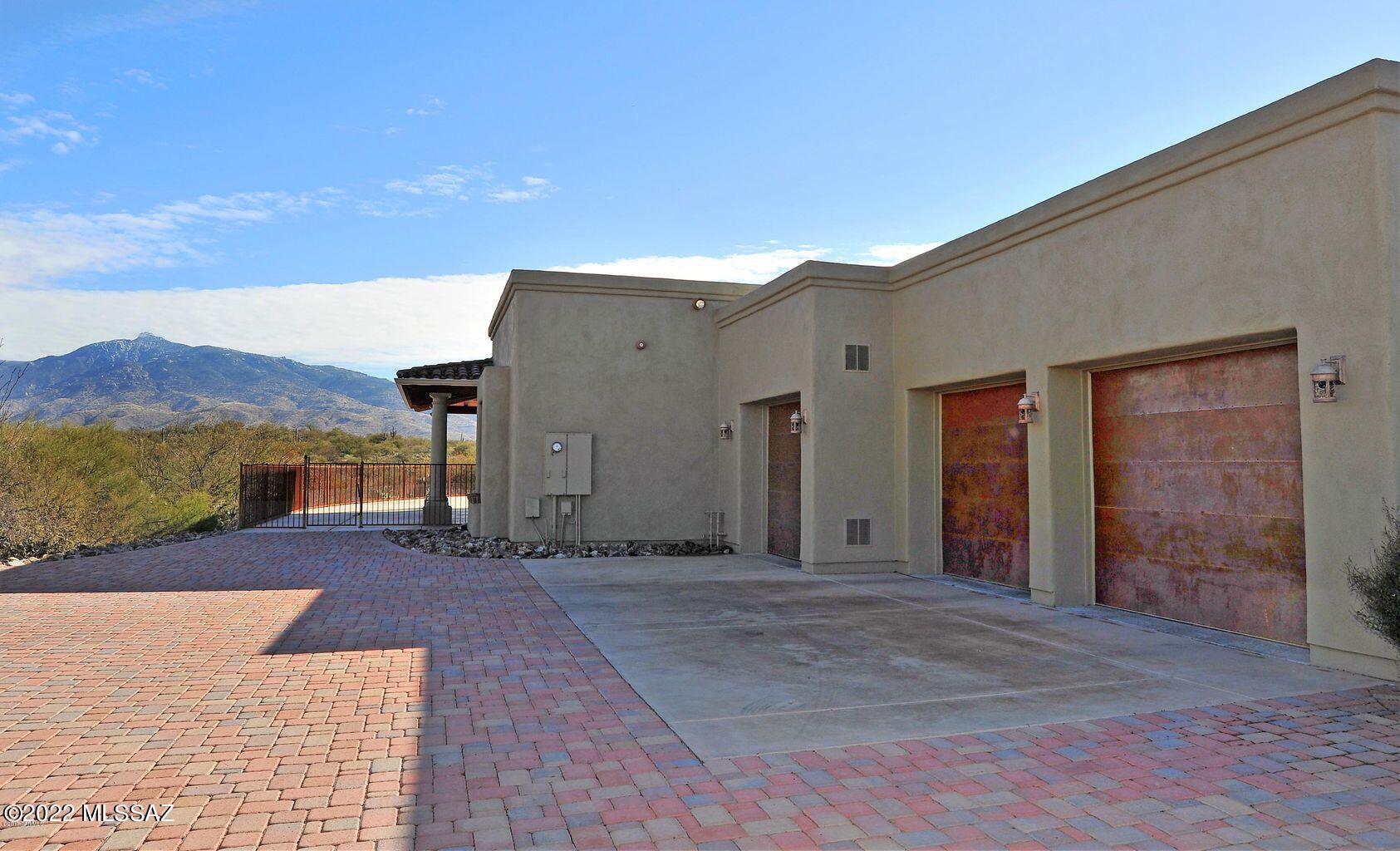 Coyote Creek (1-395) - Residential