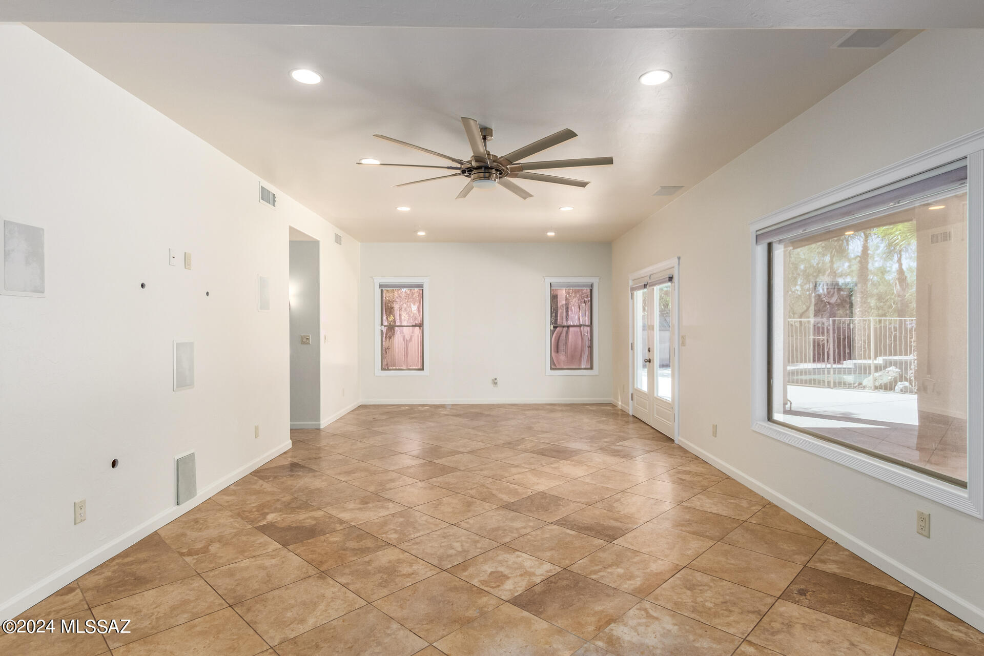 Shadows @ Sabino (1-103) - Residential