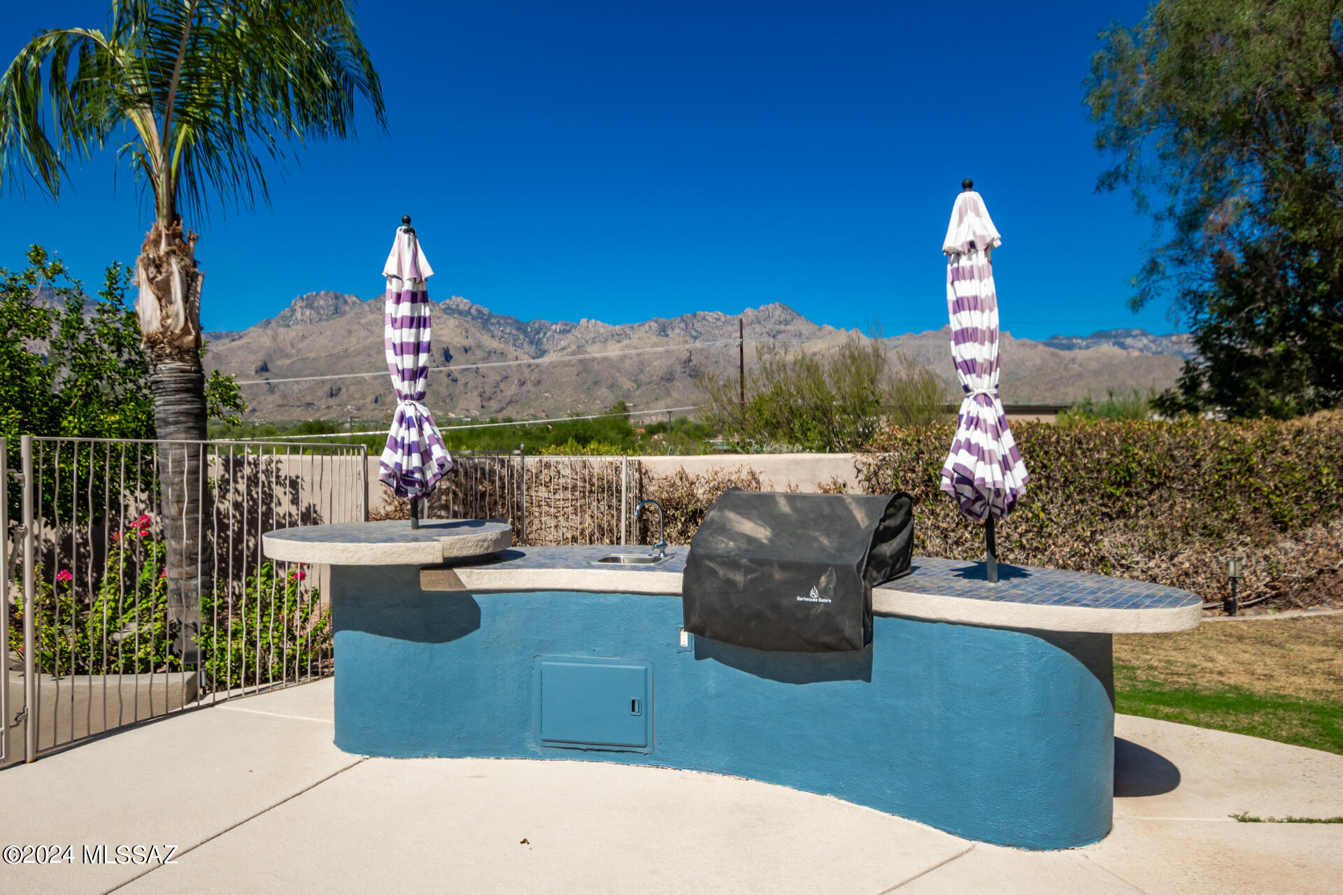 Shadows @ Sabino (1-103) - Residential