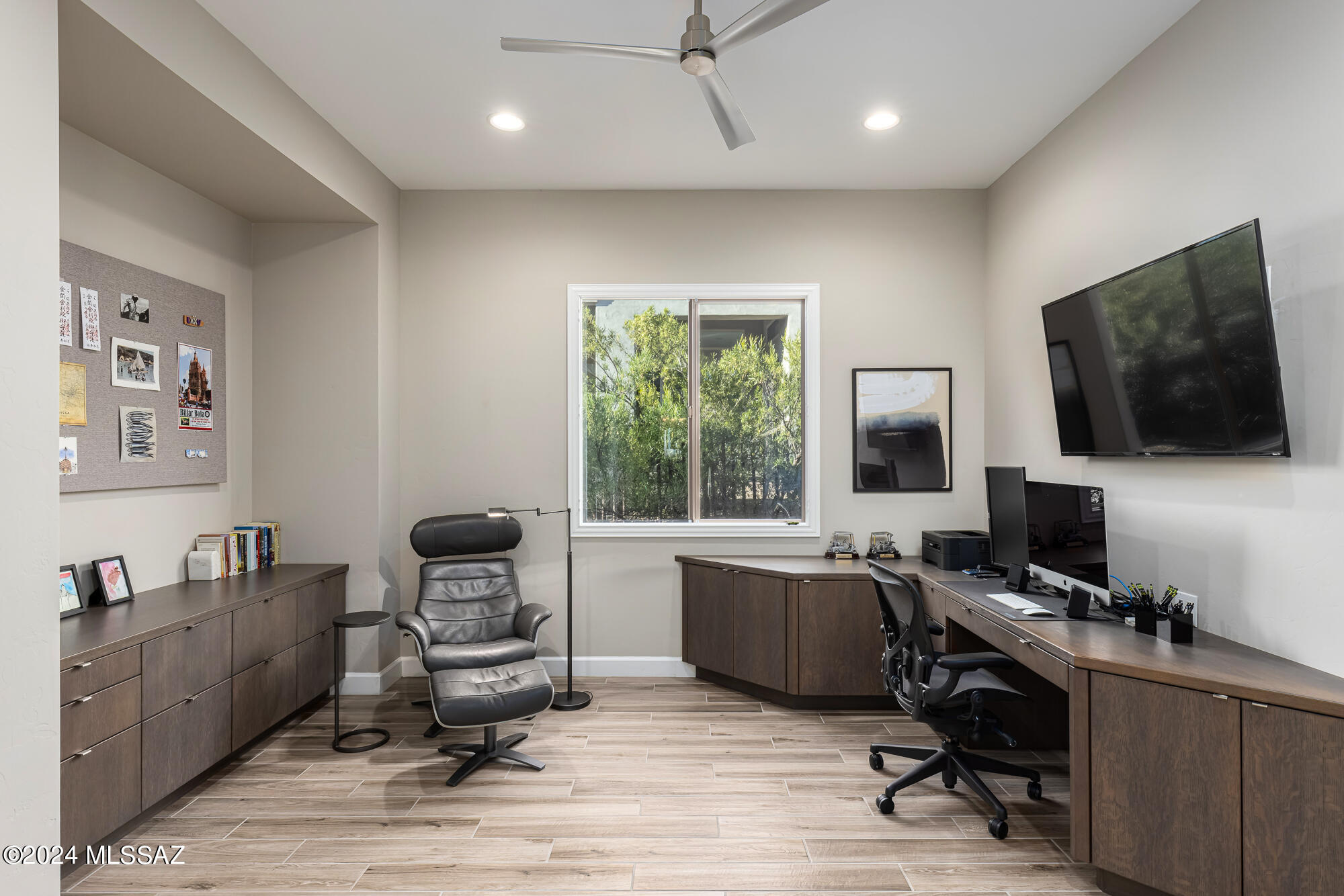 The Enclave At Stone Canyon V - Residential