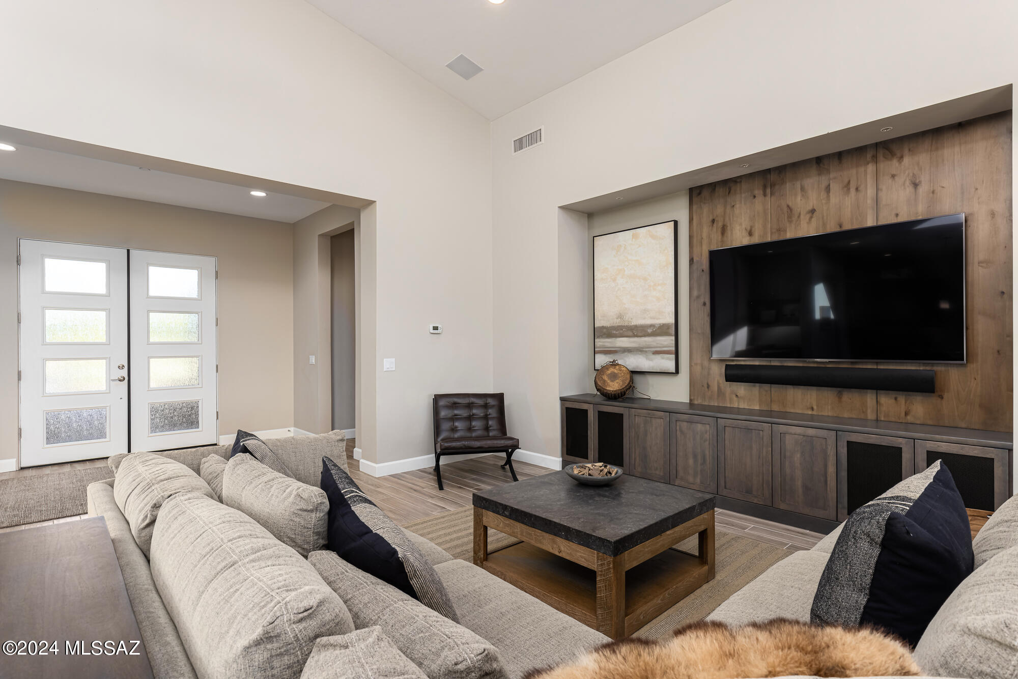 The Enclave At Stone Canyon V - Residential