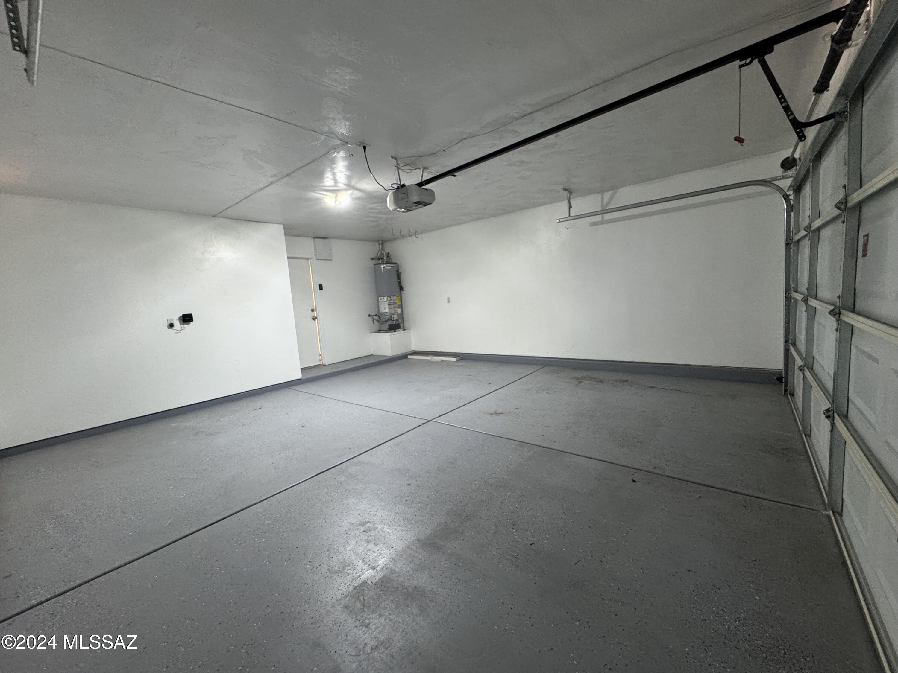 Rancho Antigua (1-534) - Residential Lease