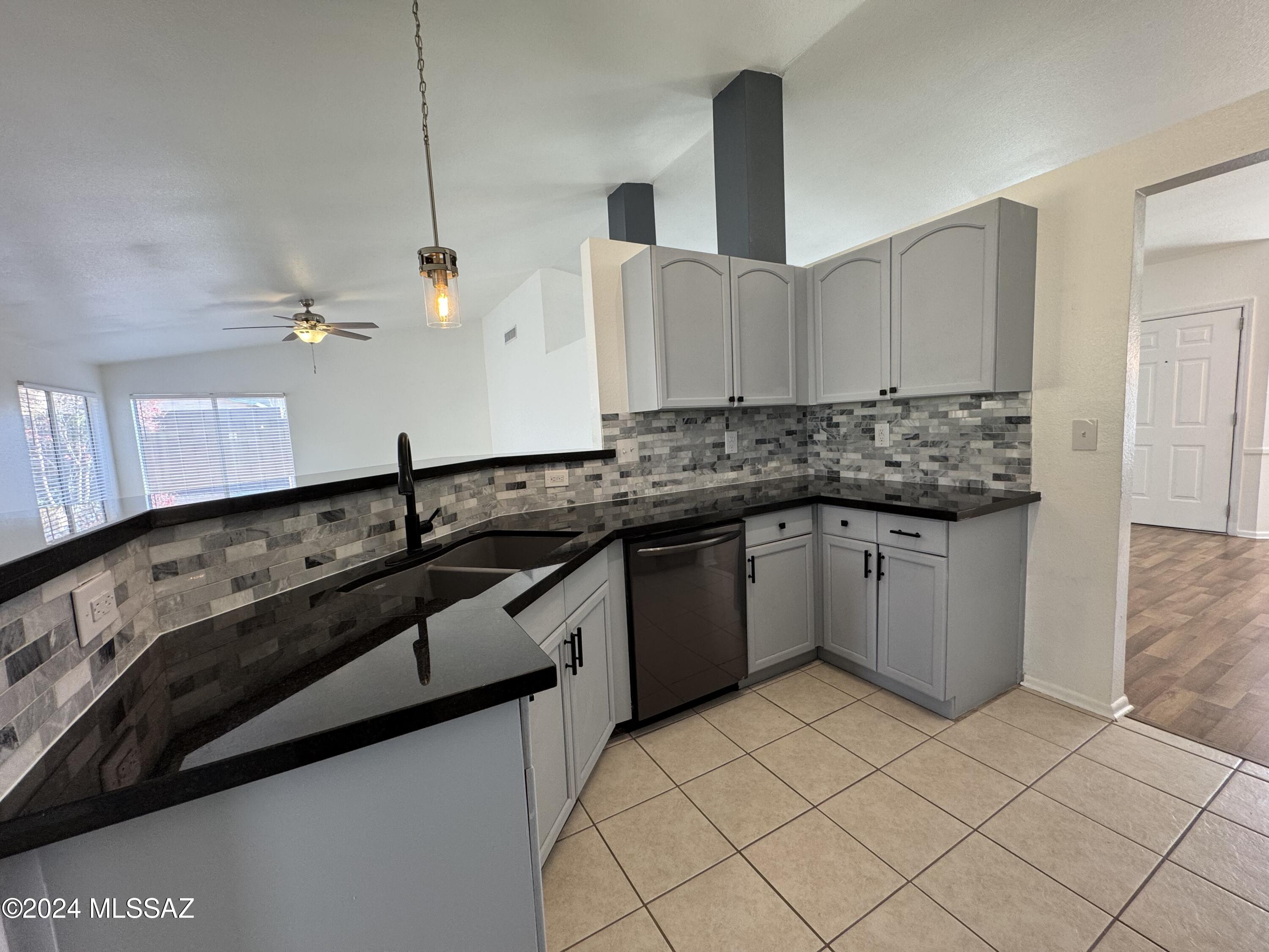 Rancho Antigua (1-534) - Residential Lease