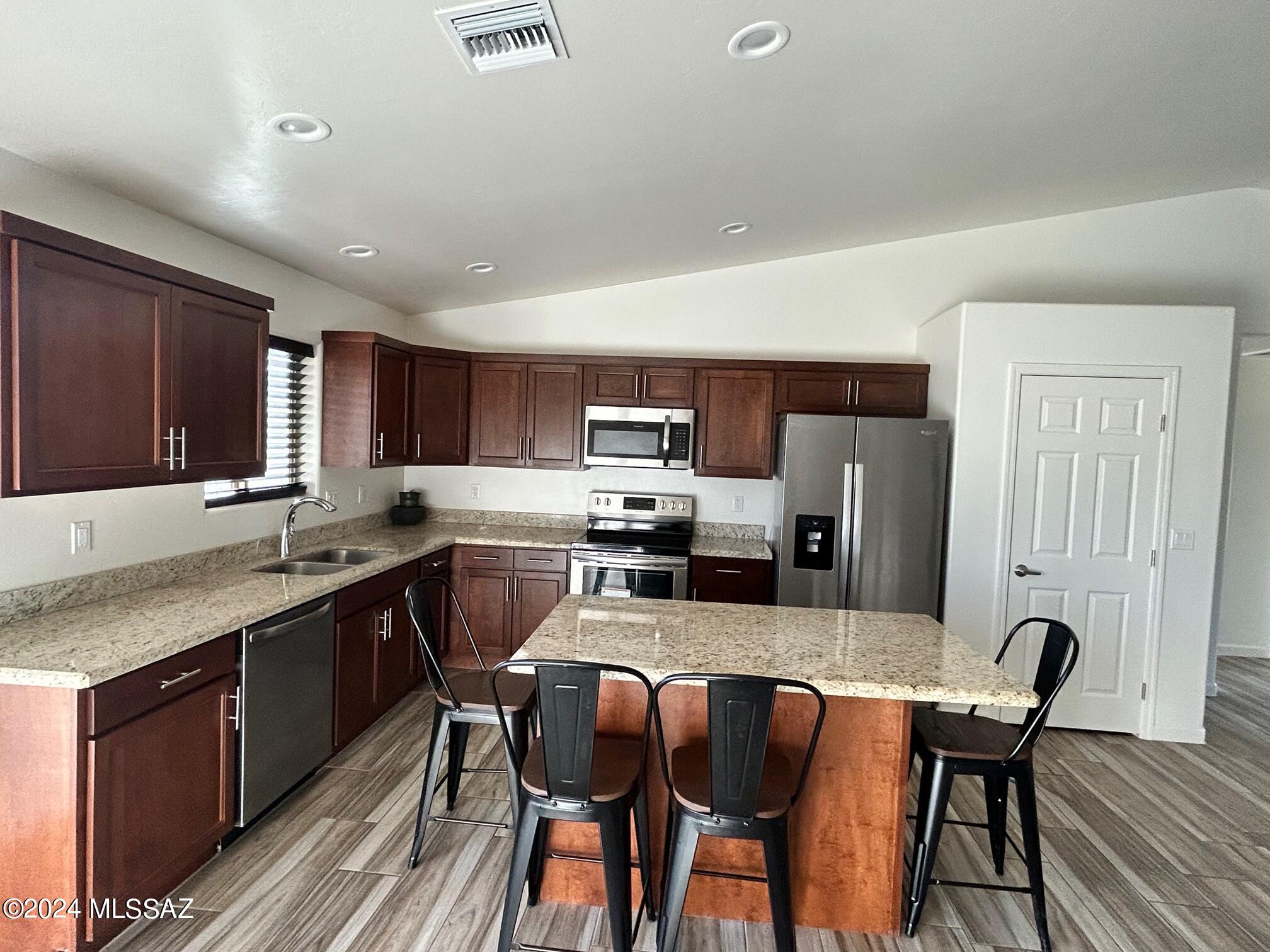 Rio Rico Villas 14 - Residential Lease