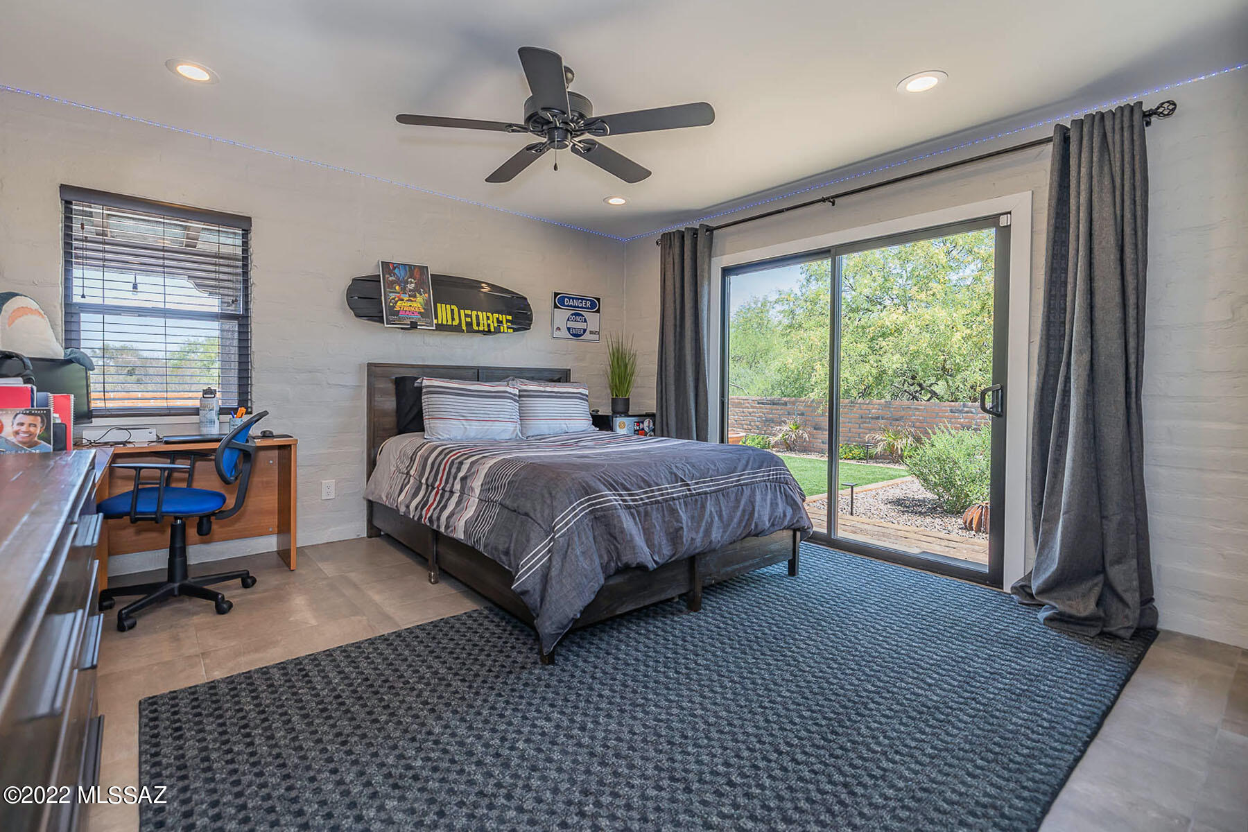 Casas Adobes Estates NO. 3-A - Residential