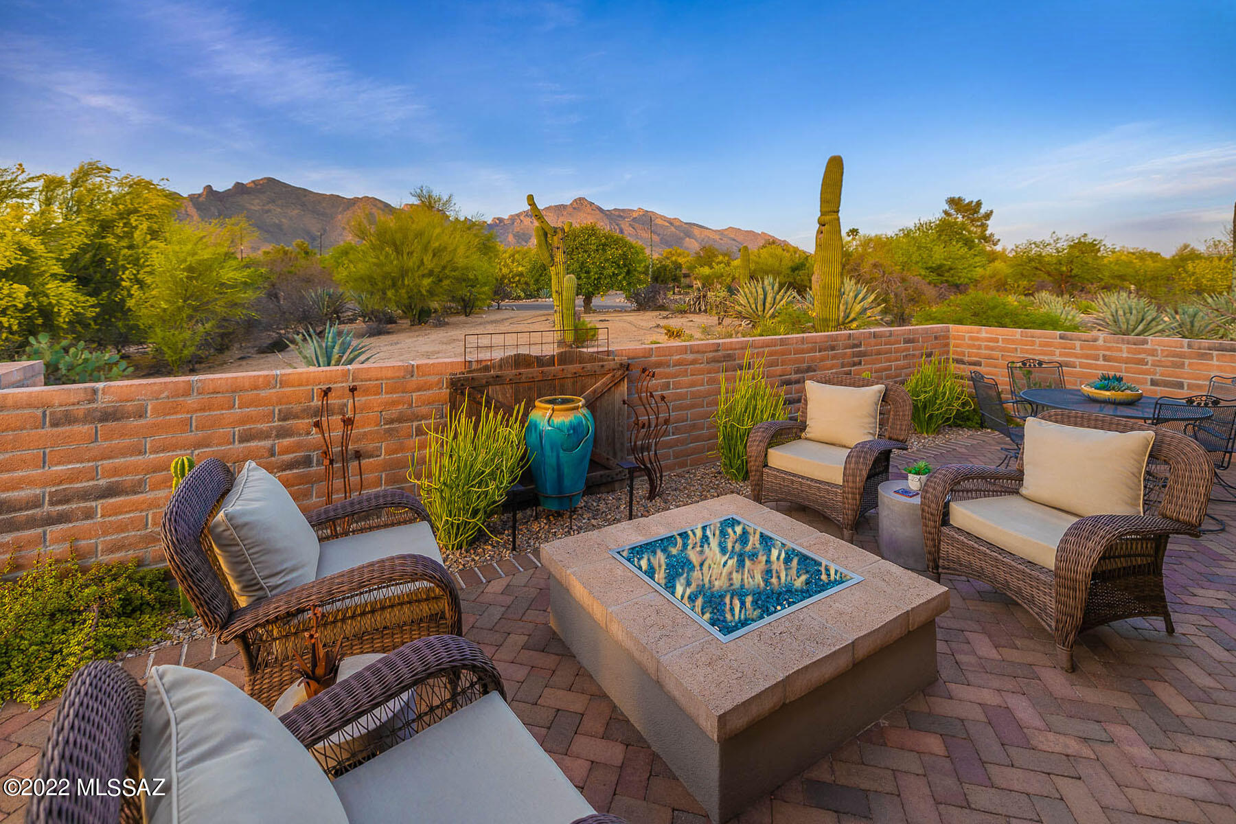 Casas Adobes Estates NO. 3-A - Residential