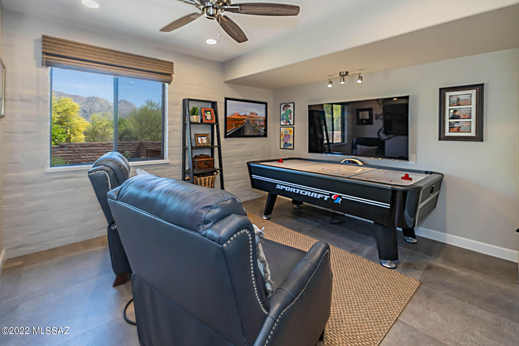 Casas Adobes Estates NO. 3-A - Residential