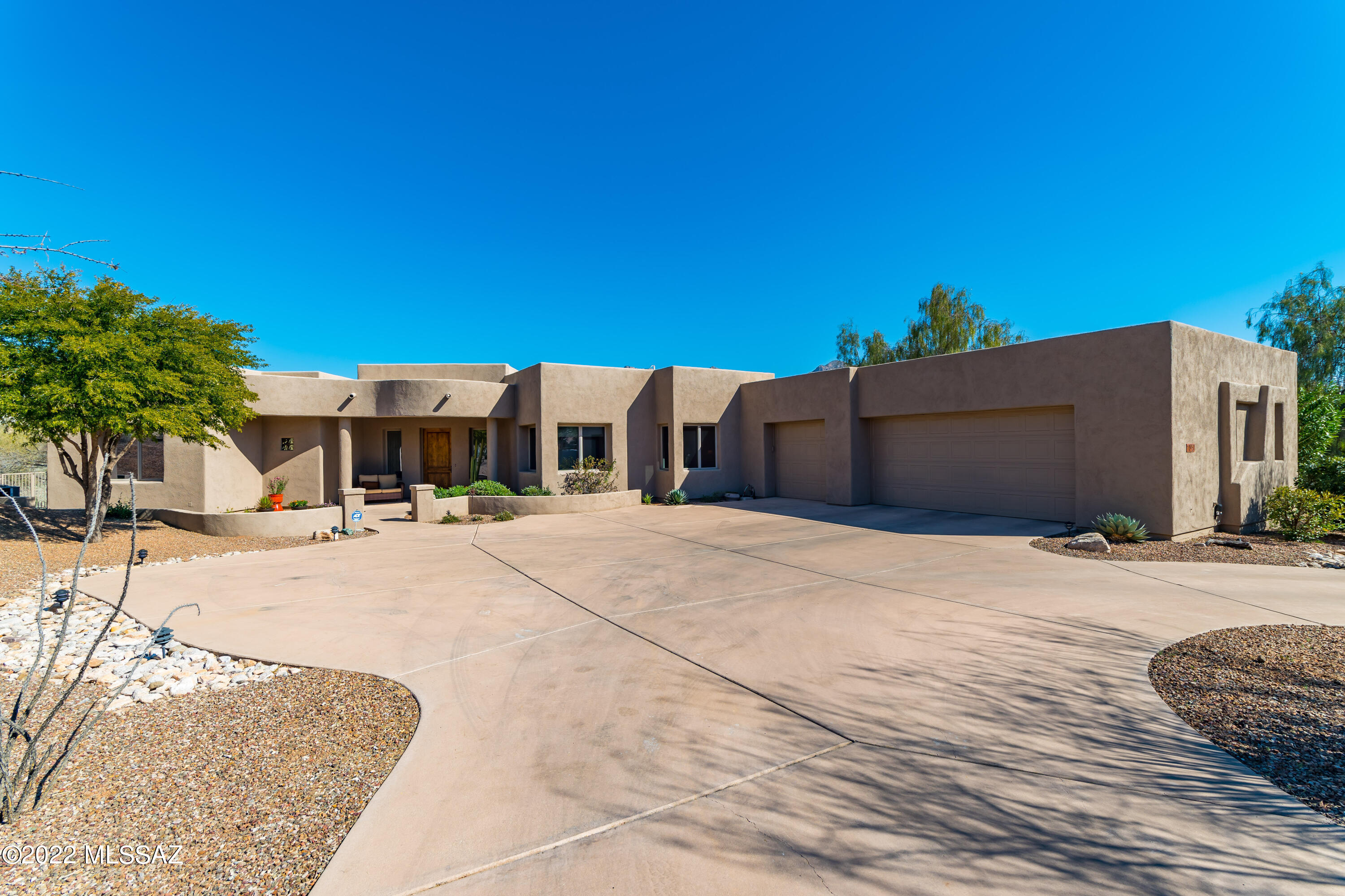 Canada Hills Estates (131-133) - Residential