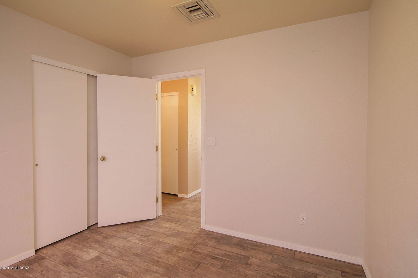 Country Highlands (1-180) - Residential
