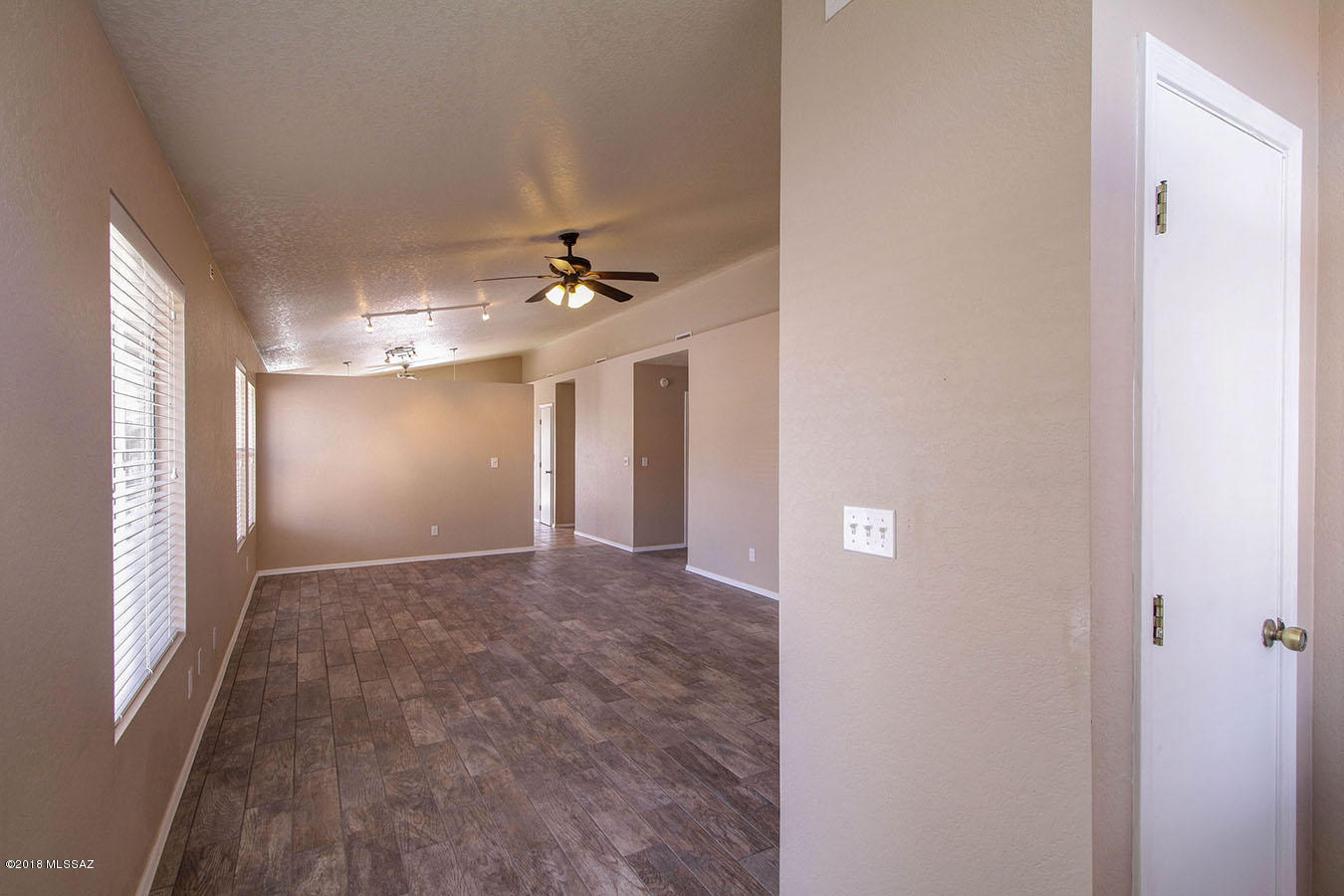 Country Highlands (1-180) - Residential