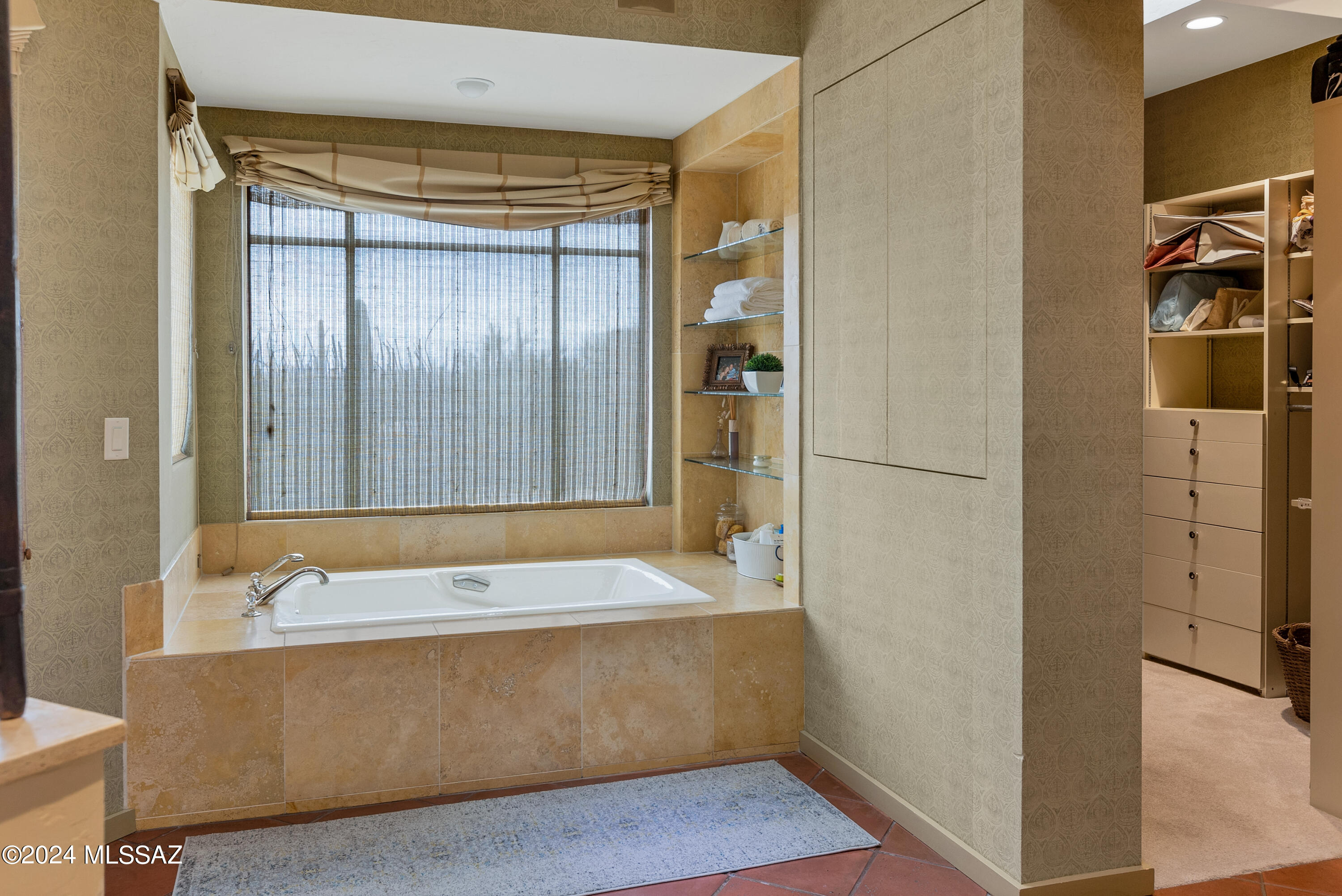 Catalina Foothills Estates NO. 7 (44-120) - Residential