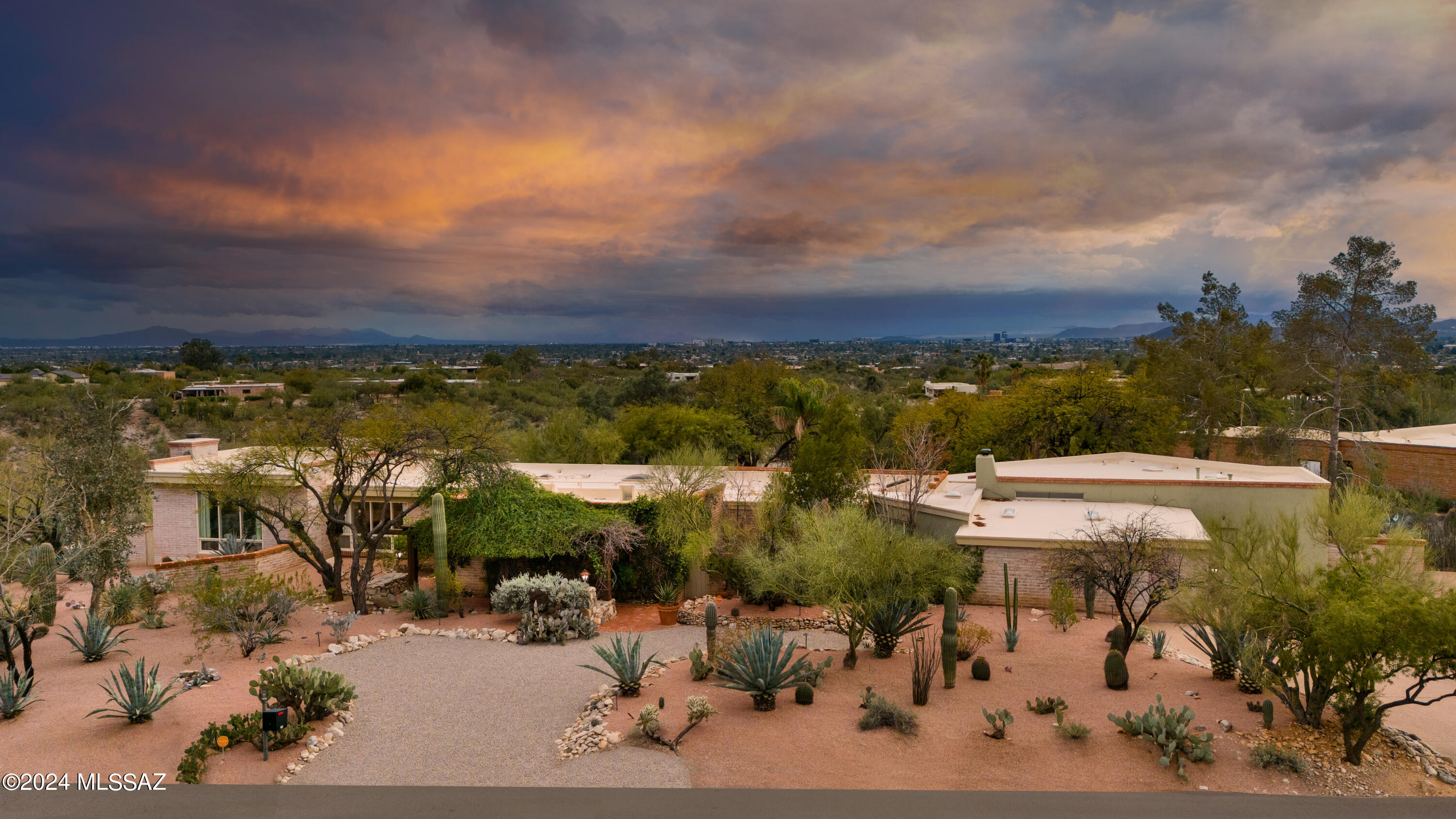 Catalina Foothills Estates NO. 7 (44-120) - Residential