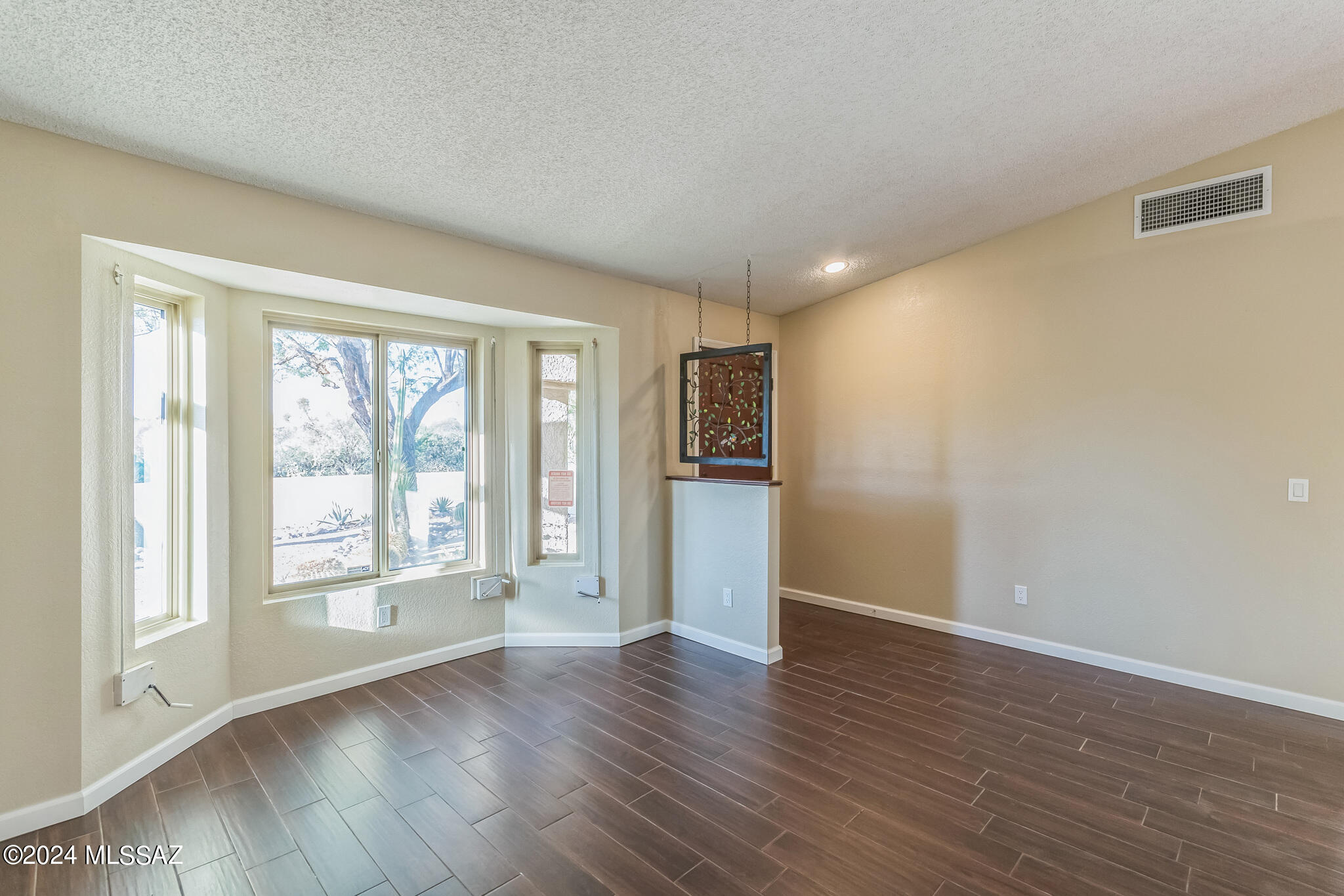Macalester Park (1-142) - Residential