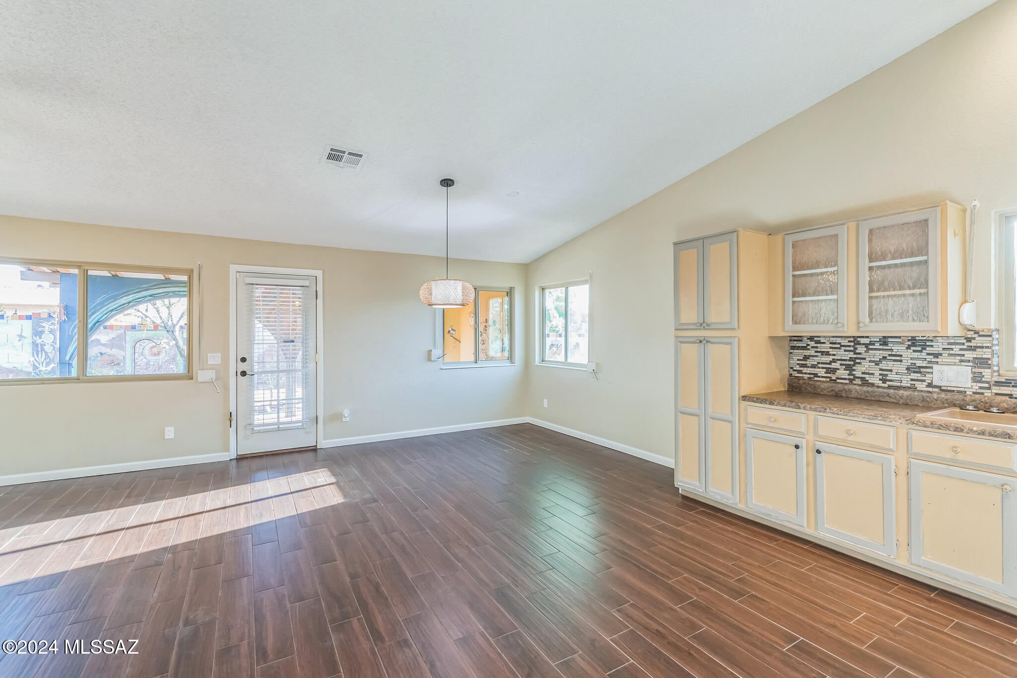 Macalester Park (1-142) - Residential