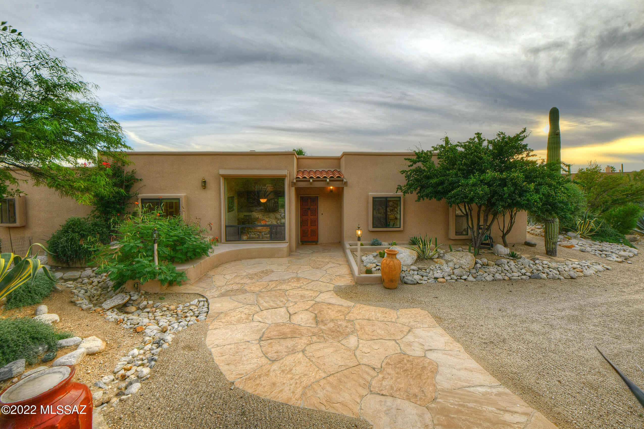 Sellers will accept offers for a fabulous 3bd/2ba 2450sqft home with breathtaking mountain, city, and sunset (patio) views and a 1200 sqft garage w/full shop capability--great for the car enthusiast! Open layout with custom kitchen counters and stainless steel appliances. Great home for home/office adaptation and wide backyard spaces for outdoor living and entertainment. Seller's warranty included--hurry and come see!!