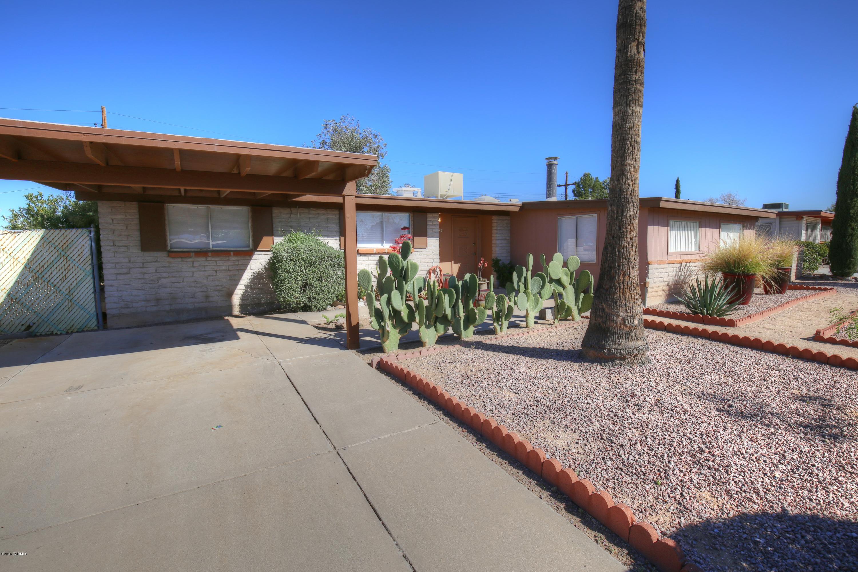 Available May 1. Lovely Eastside 3 bedroom features a large master suite with walk-in closet and private bath! Living room opens to a large covered rear patio and enclosed rear yard. Expanded kitchen and breakfast dining area plus wonderful Arizona Room with fireplace! This room has great natural light, ideal 'hobby' room or quiet family room.