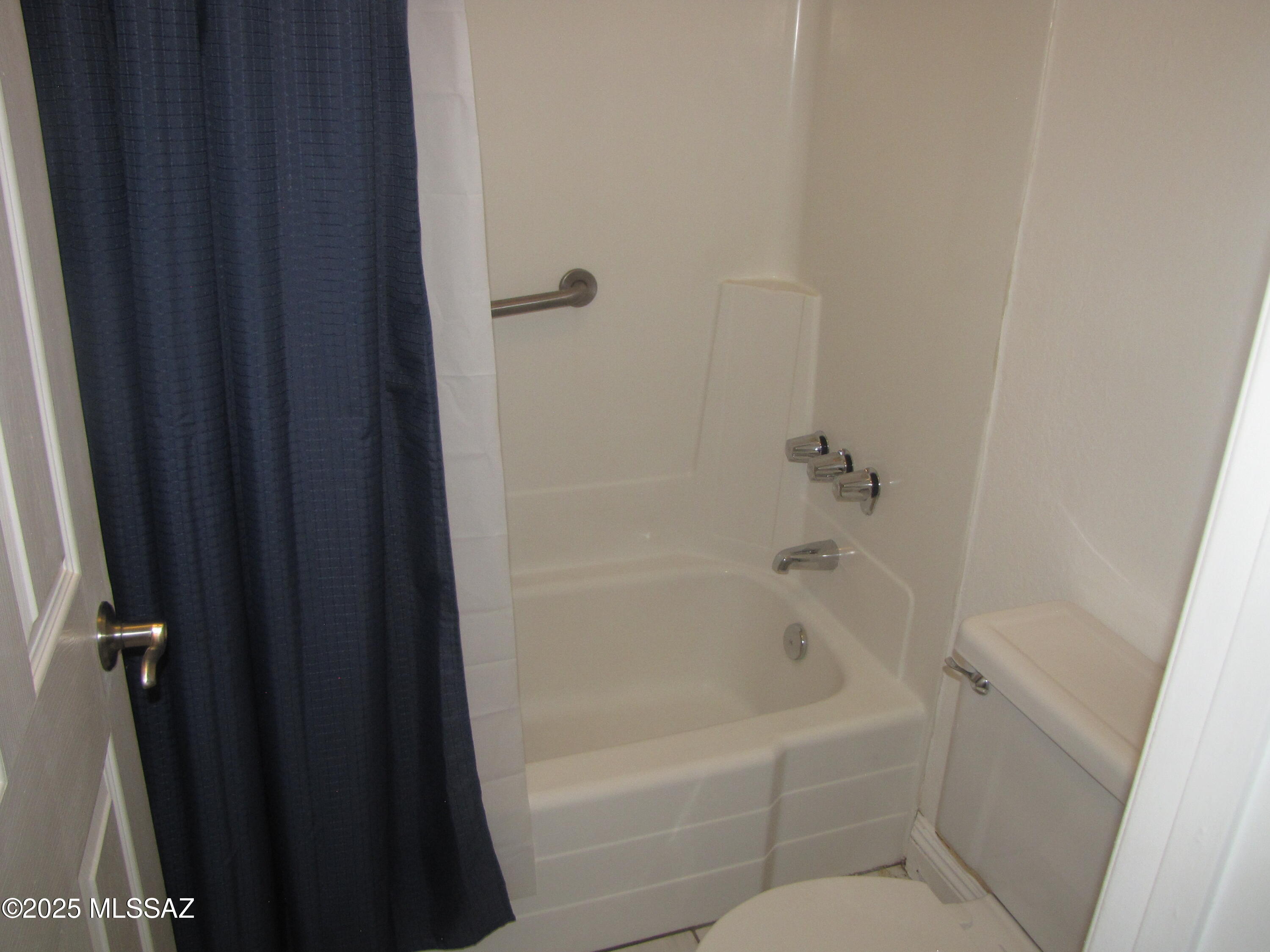Langley Gardens Condominiums - Residential Lease