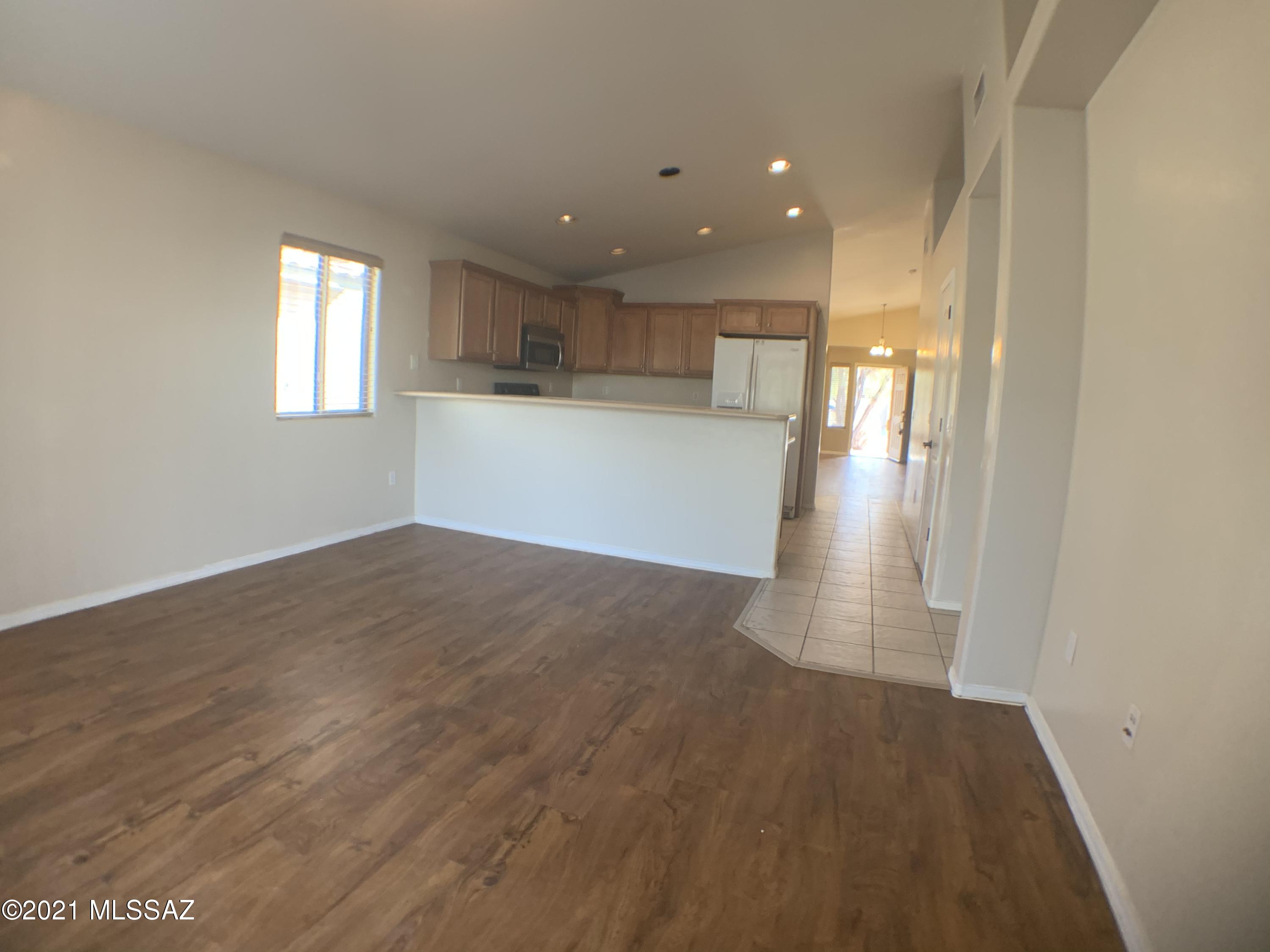 Vista Montana Estates - Residential Lease