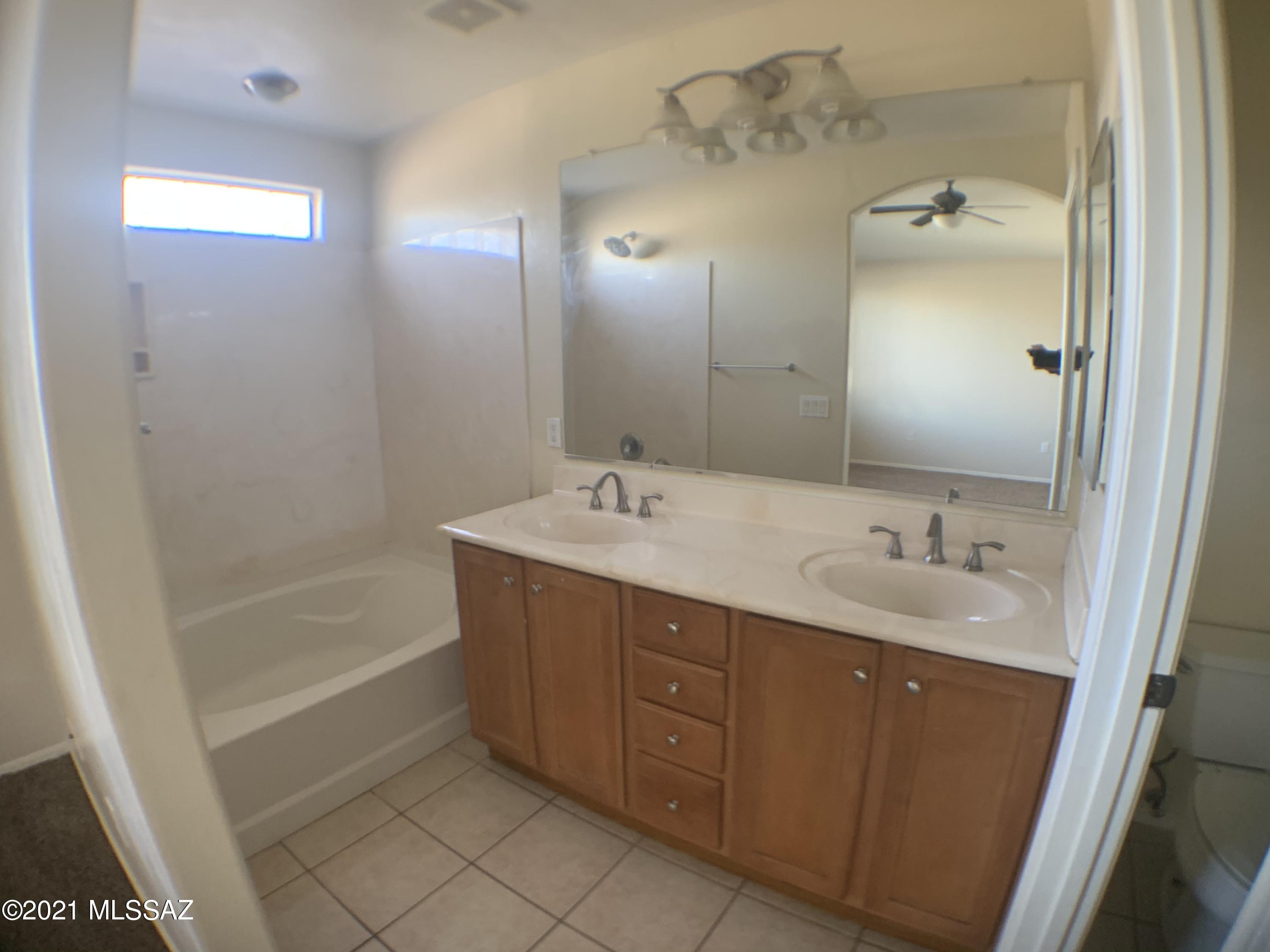 Vista Montana Estates - Residential Lease