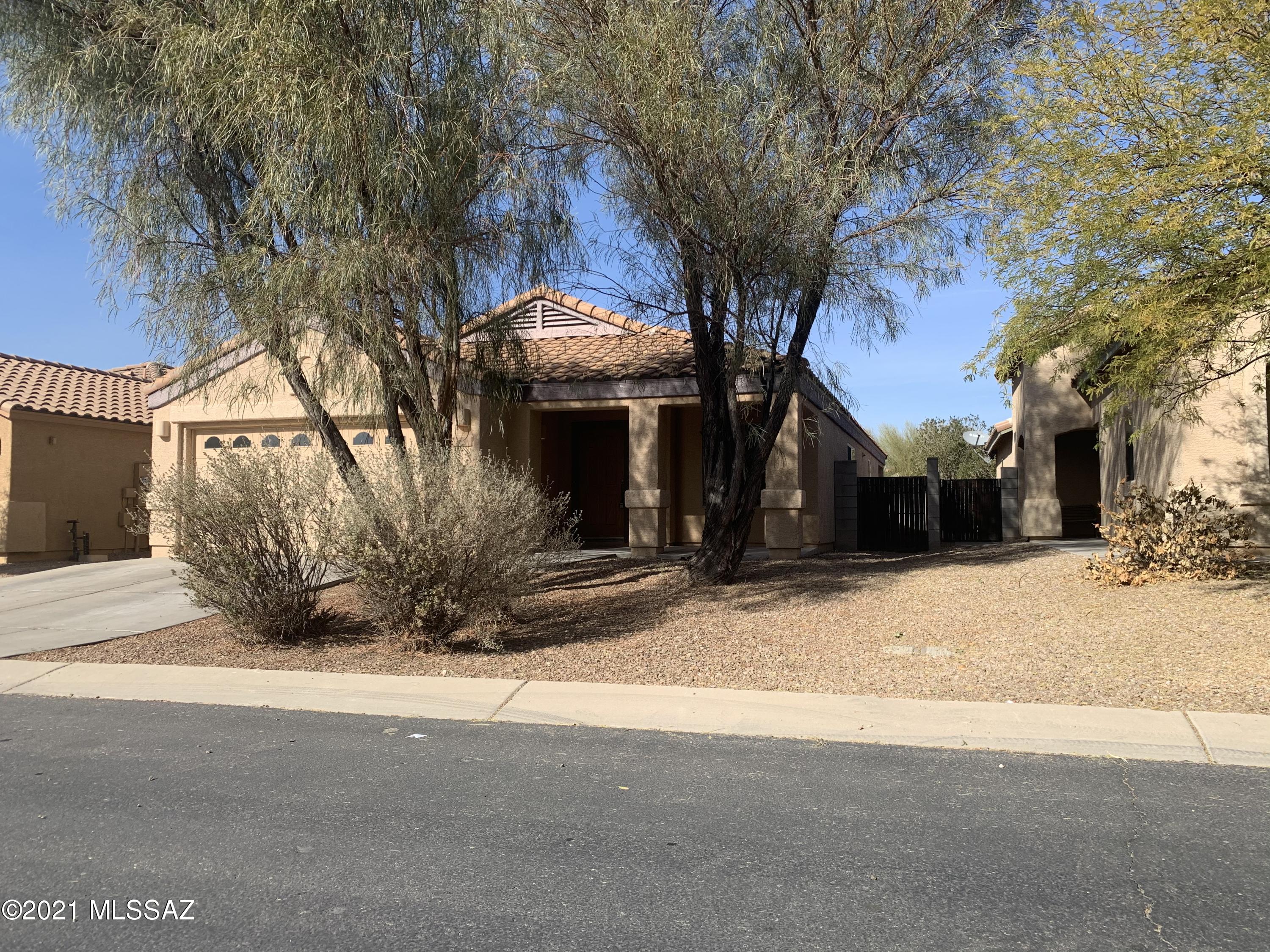 Vista Montana Estates - Residential Lease