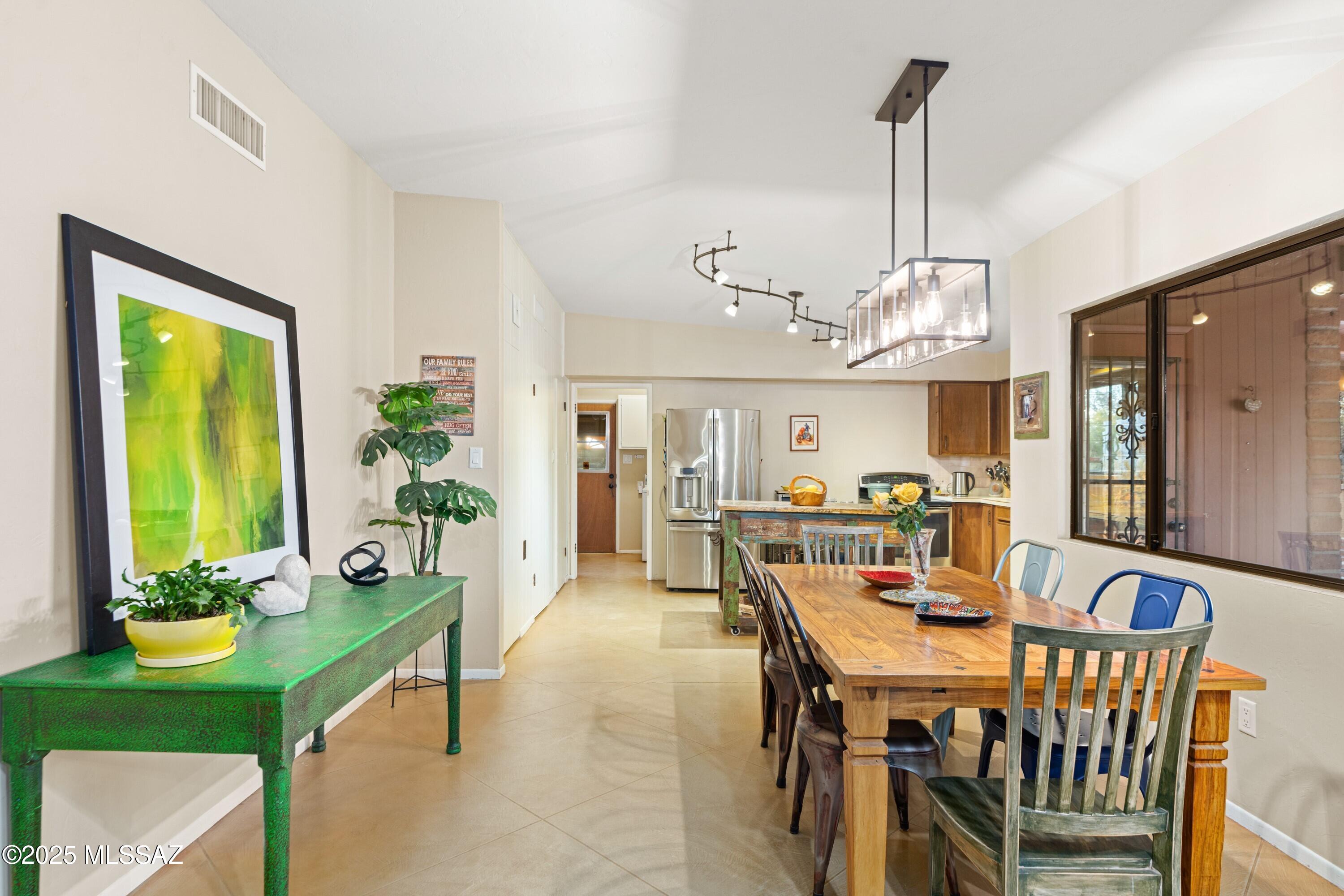 Country Club Estates NO. 3 (1-25) - Residential