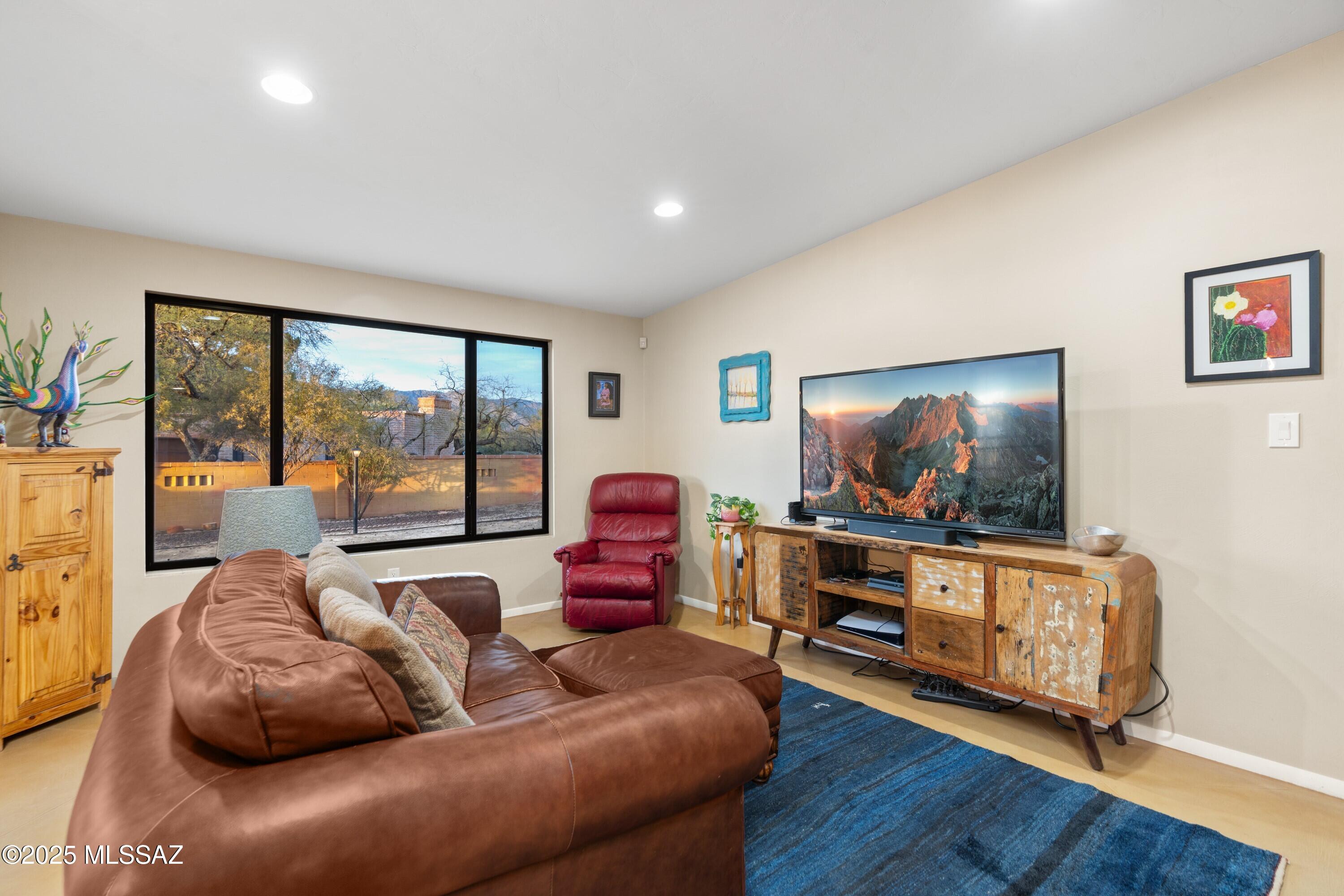Country Club Estates NO. 3 (1-25) - Residential