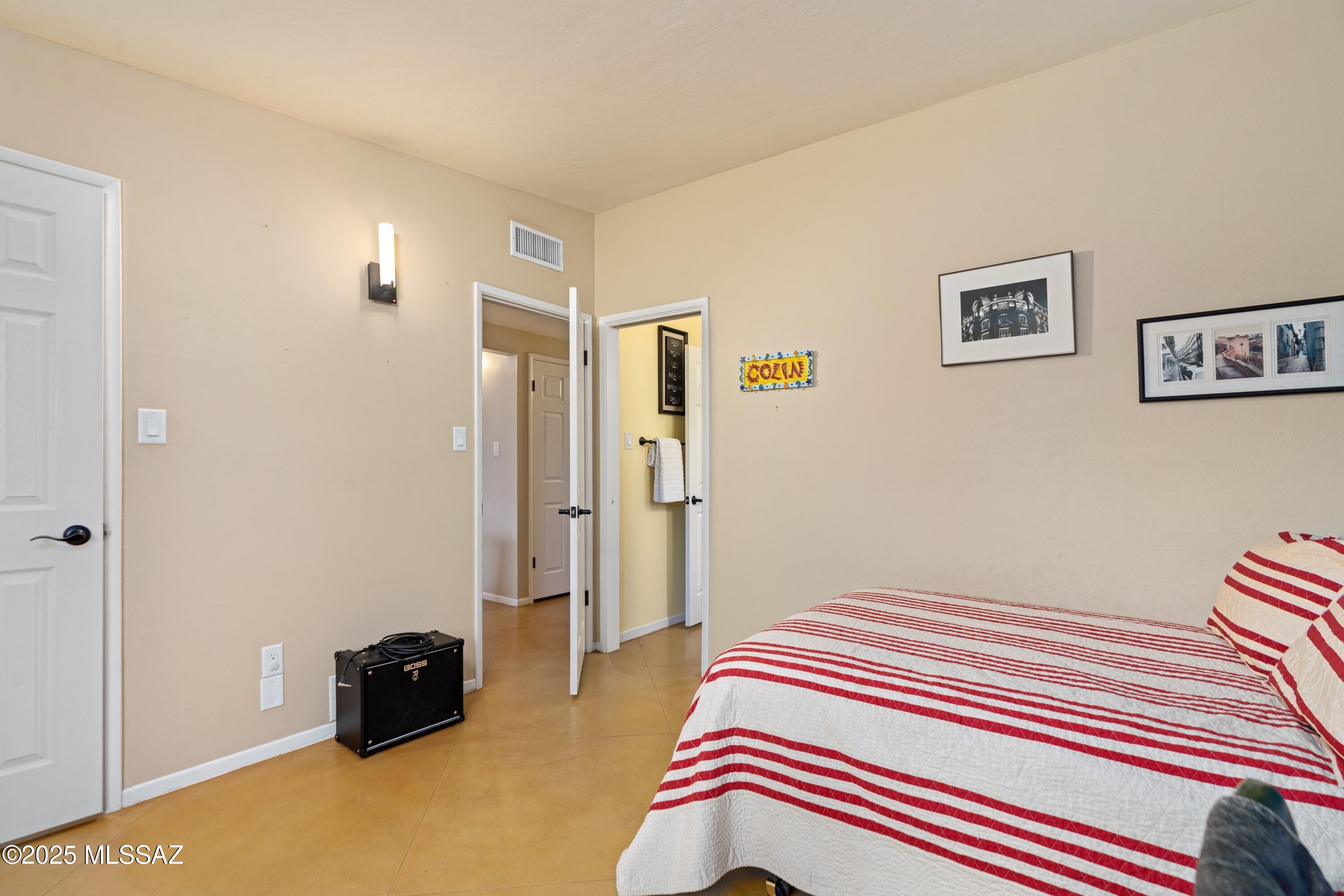 Country Club Estates NO. 3 (1-25) - Residential