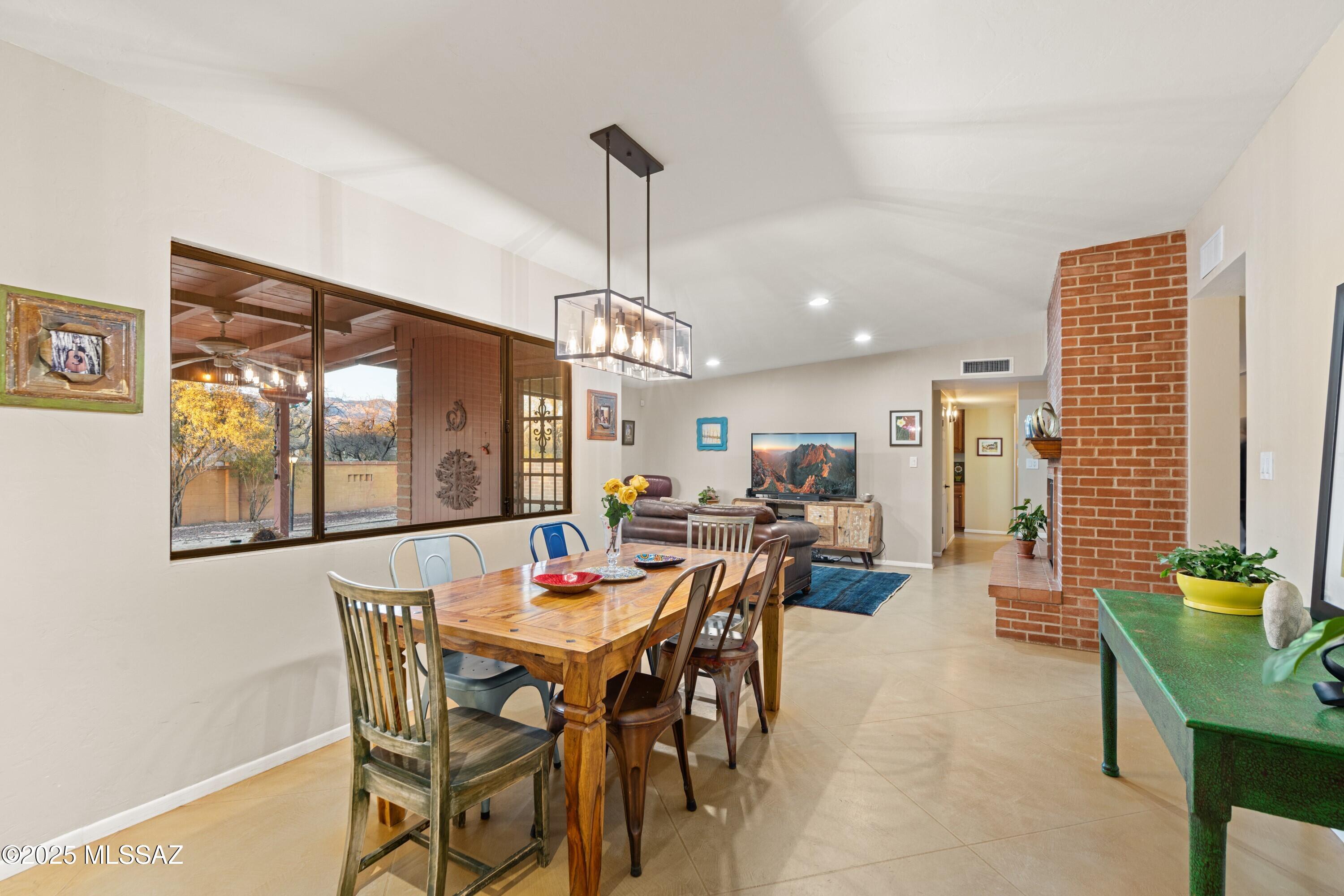 Country Club Estates NO. 3 (1-25) - Residential
