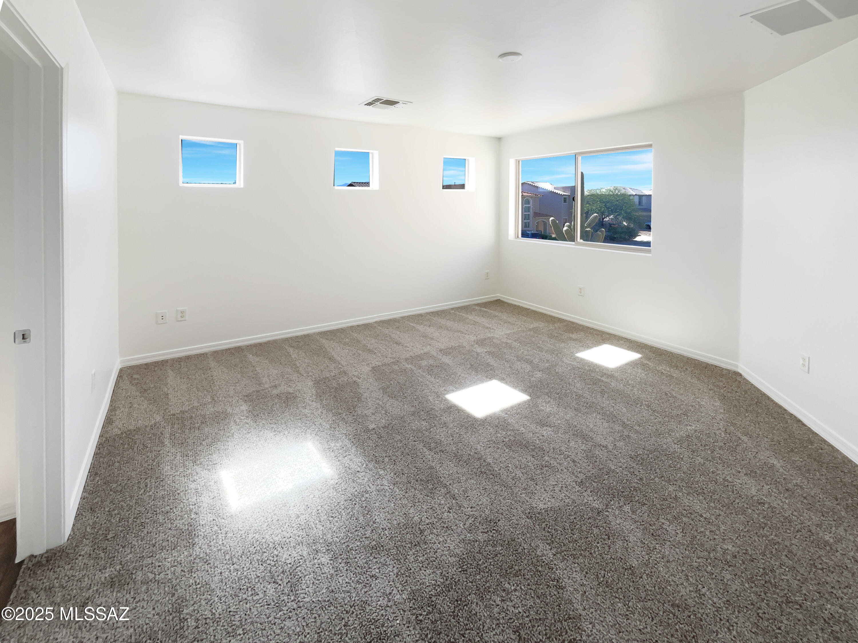 Presidio De Cancion (1-200) - Residential