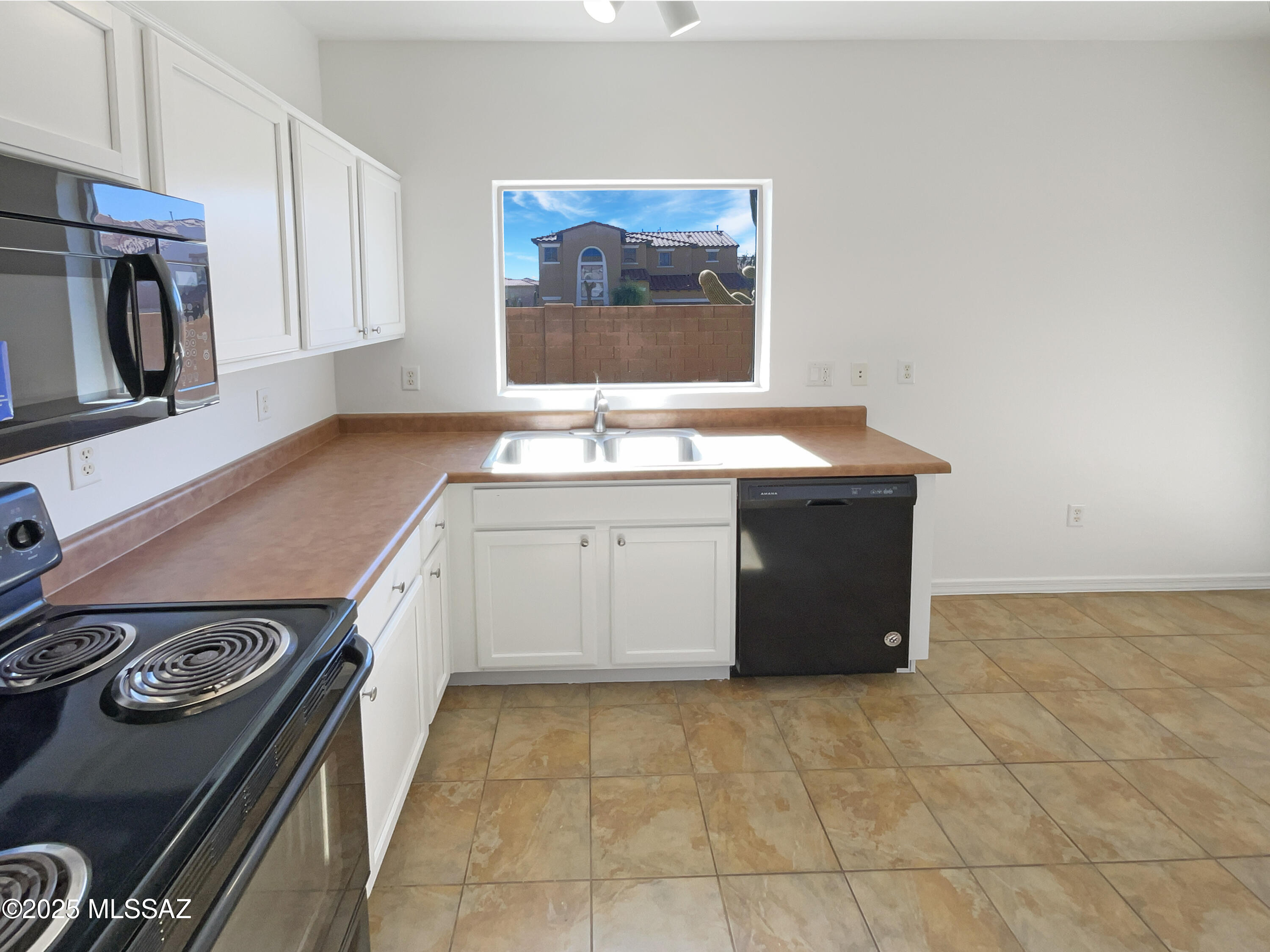 Presidio De Cancion (1-200) - Residential