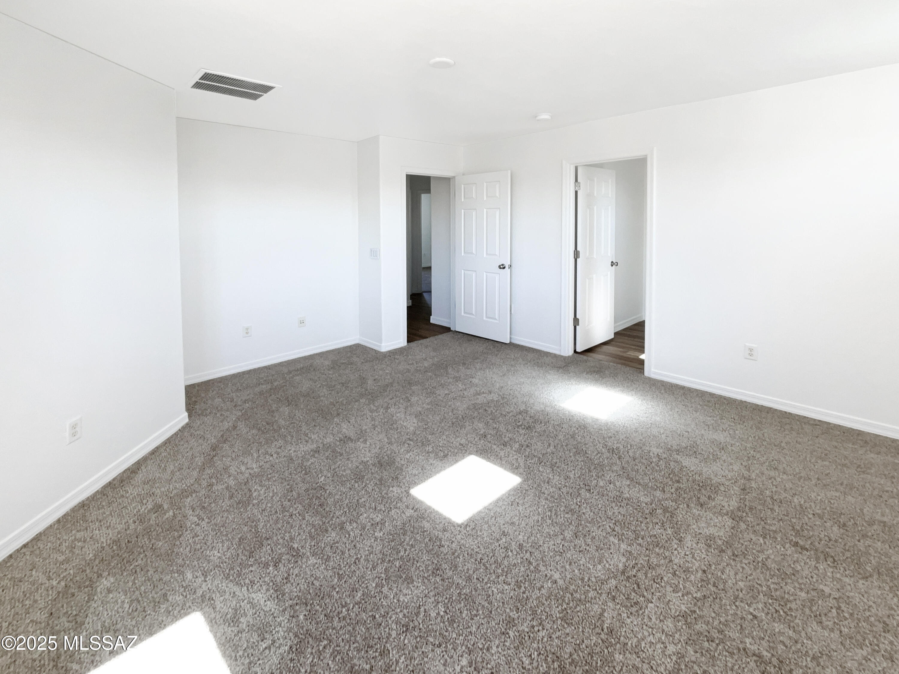 Presidio De Cancion (1-200) - Residential